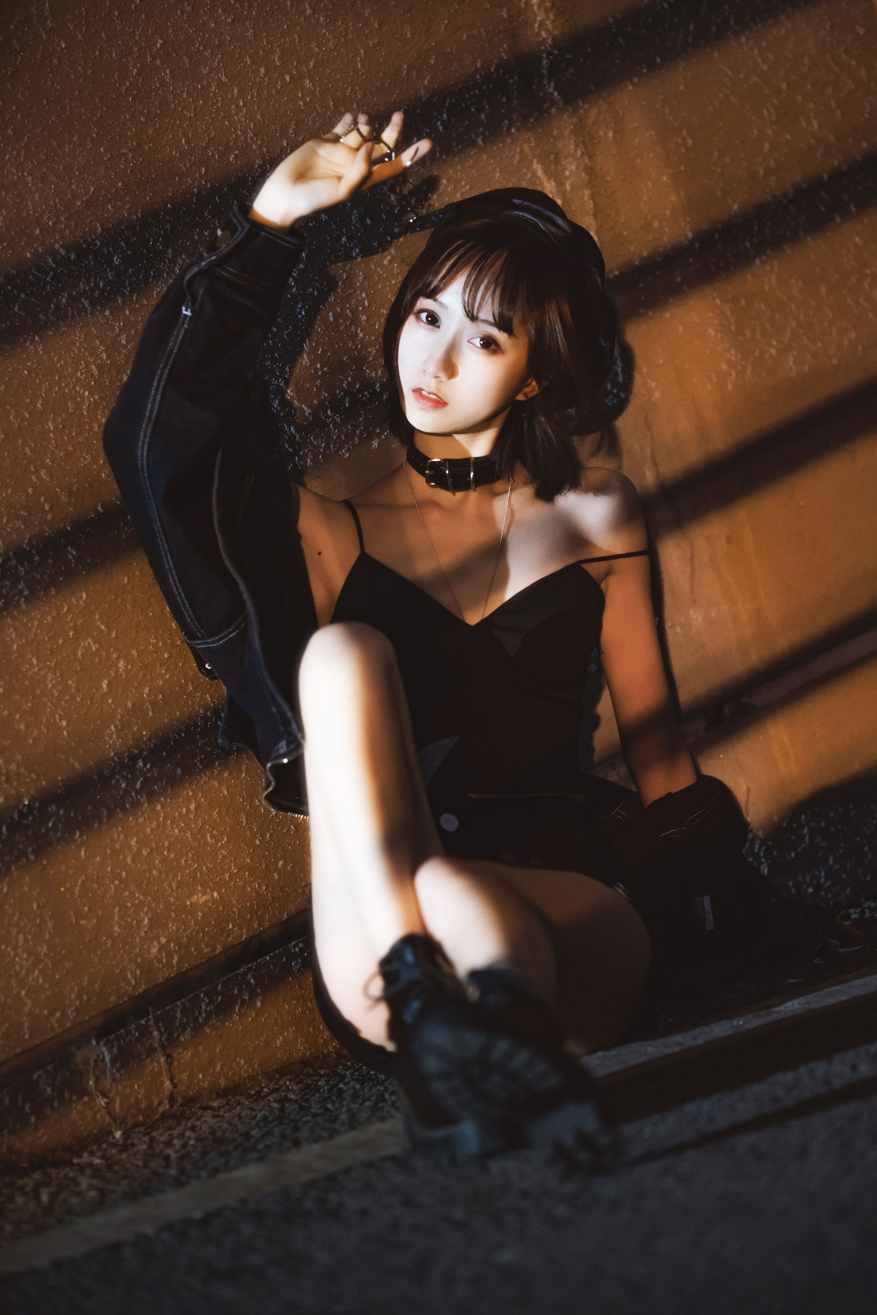 [Cosplay写真] 萌系小姐姐木绵绵OwO - 室外短裙