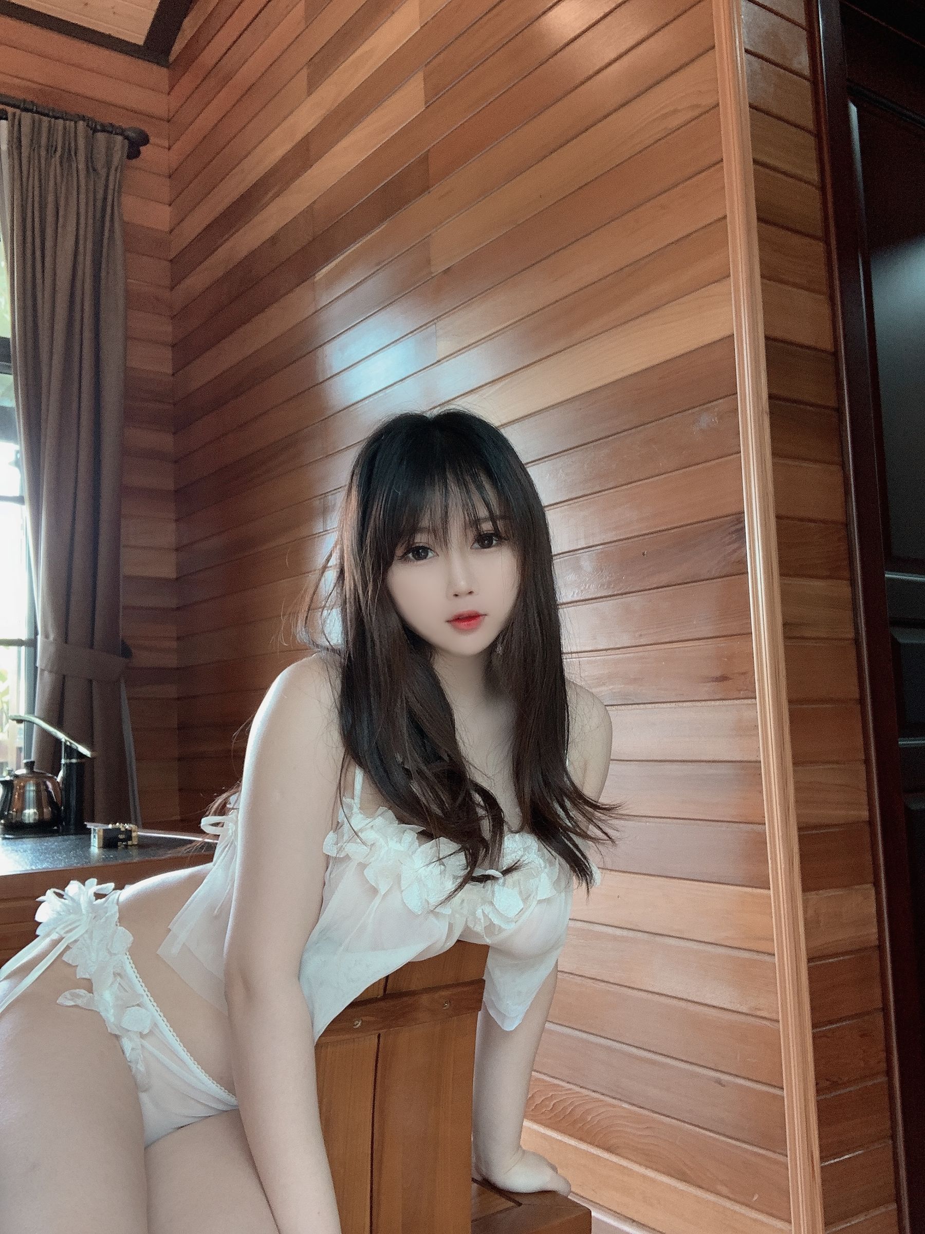 [Cosplay写真] 蜜桃少女是依酱呀 - 夏日