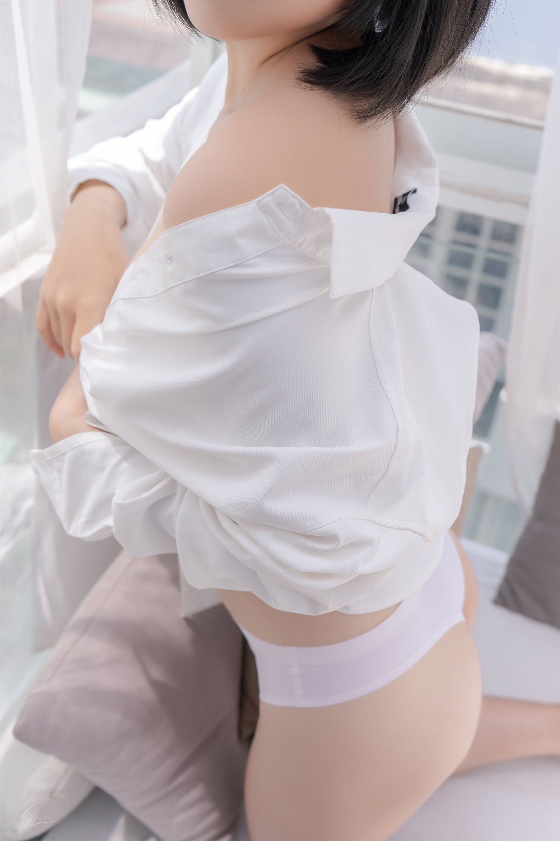 [Messie Huang]写真 - Boyfriend\'s shirt