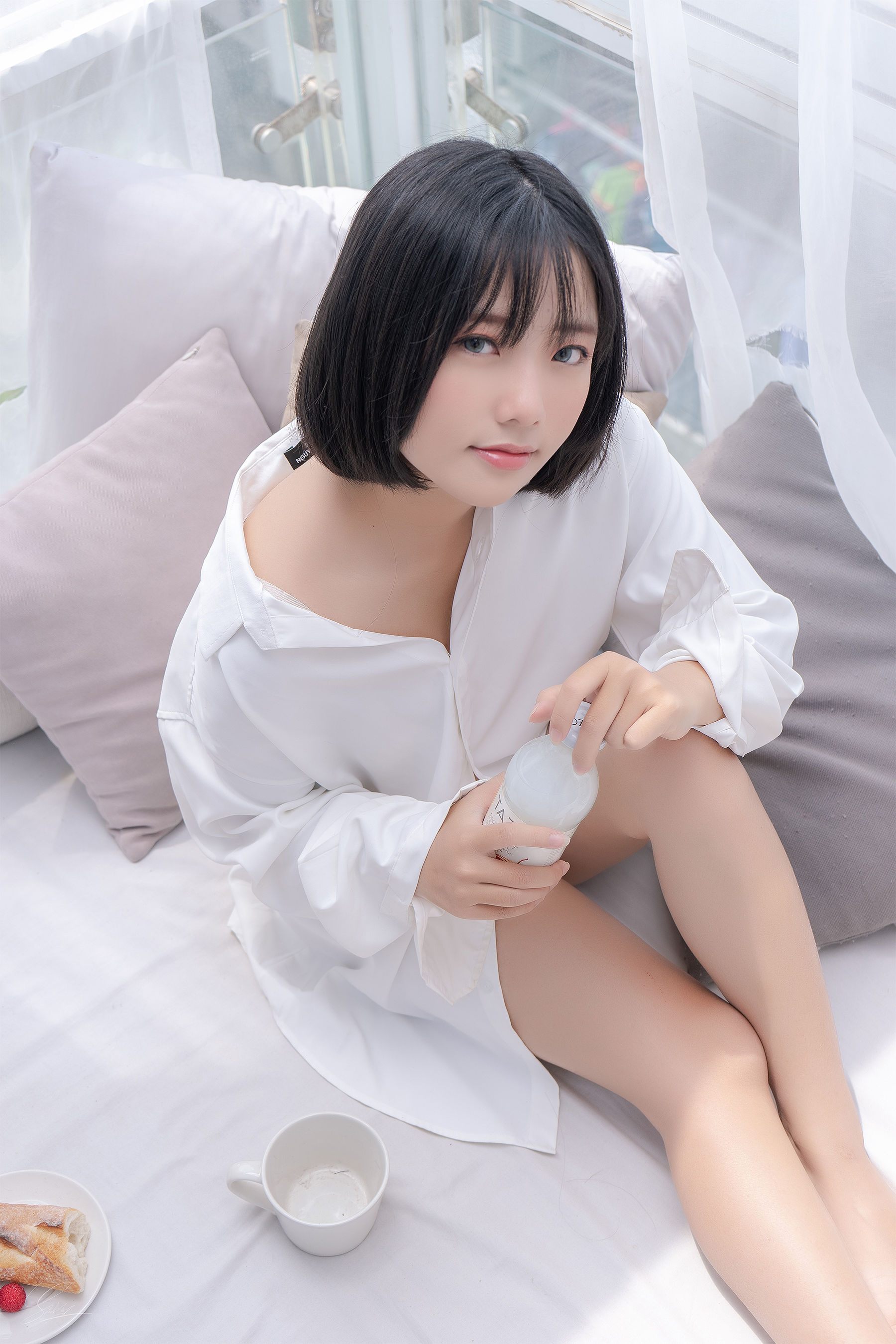 [Messie Huang]写真 - Boyfriend\'s shirt
