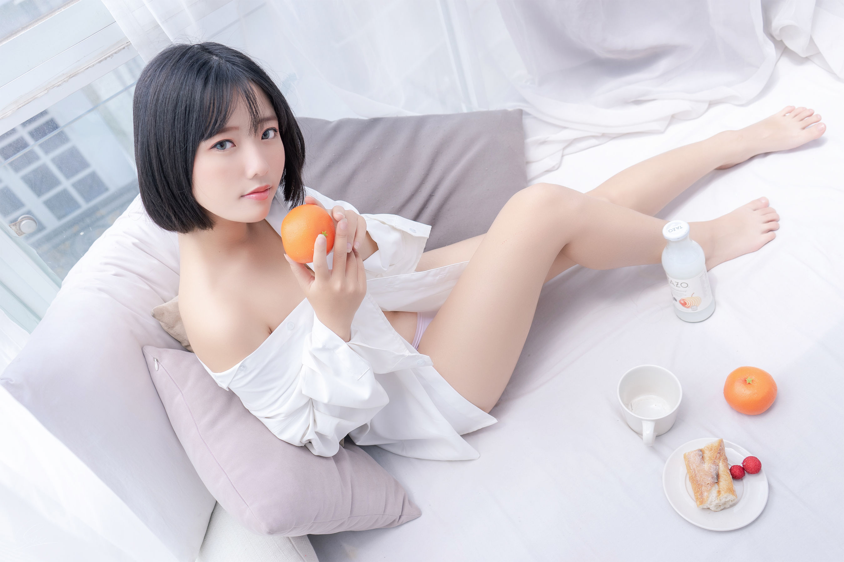 [Messie Huang]写真 - Boyfriend\'s shirt