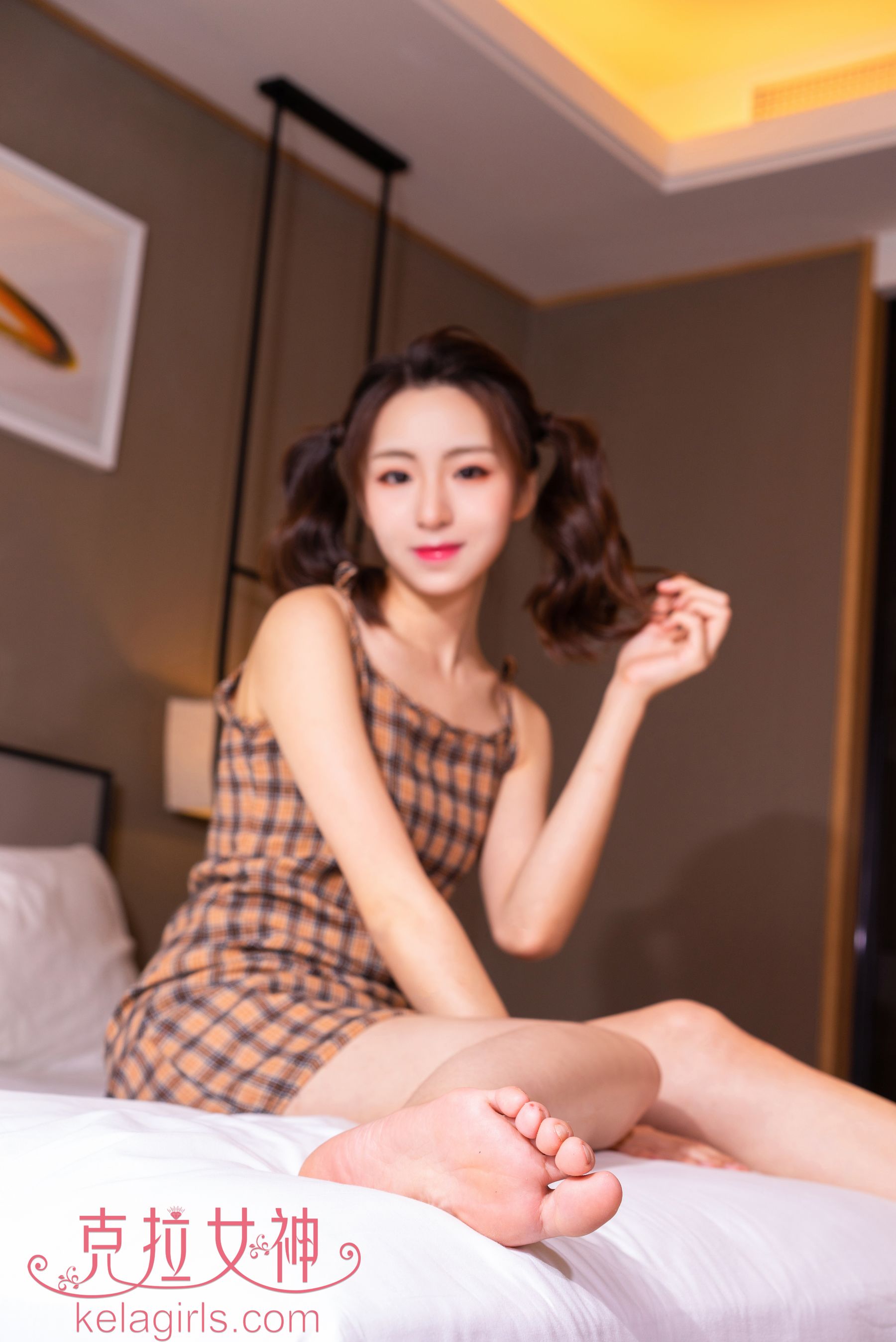 [克拉女神Kelagirls]  吕佳 稚气未脱