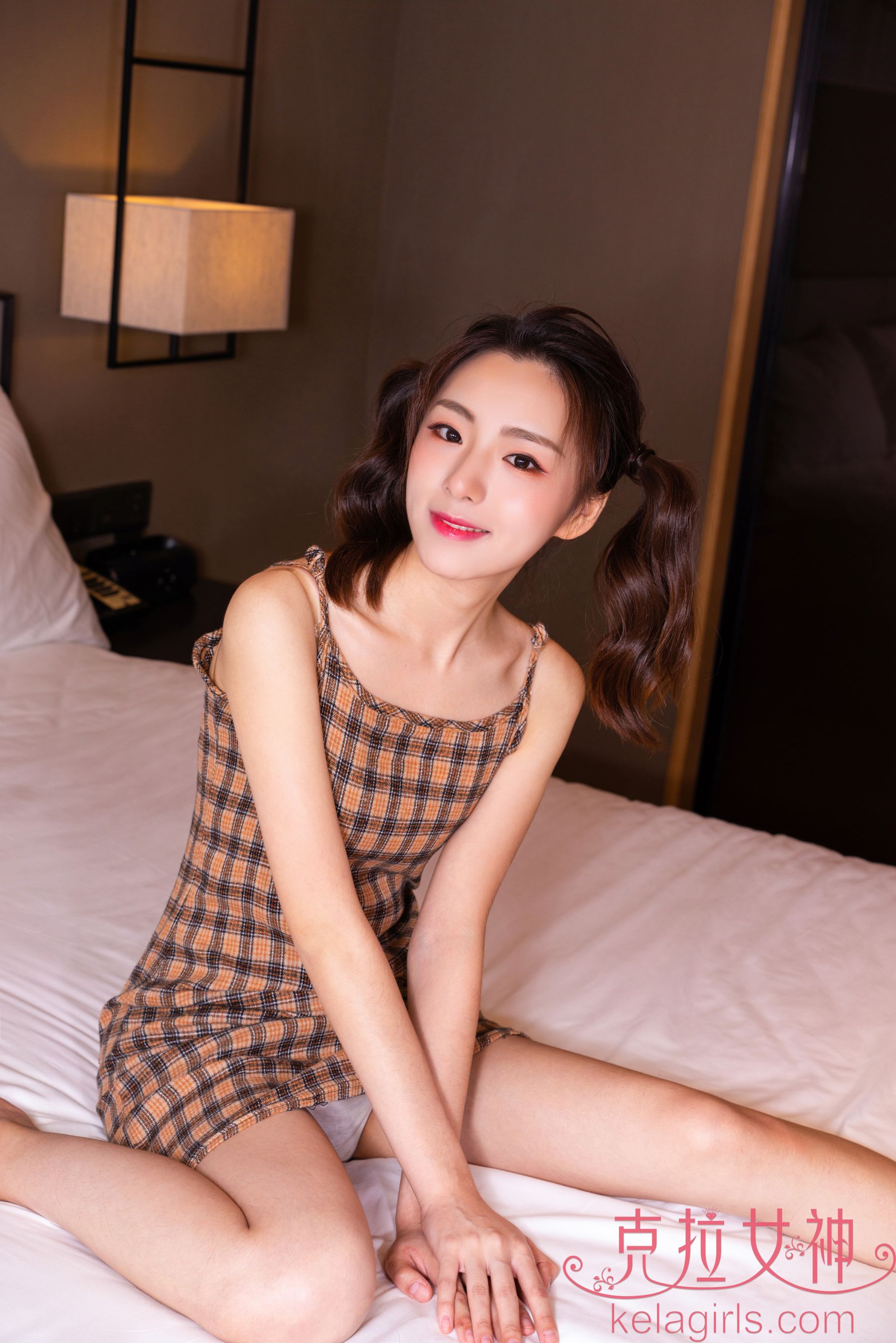 [克拉女神Kelagirls]  吕佳 稚气未脱