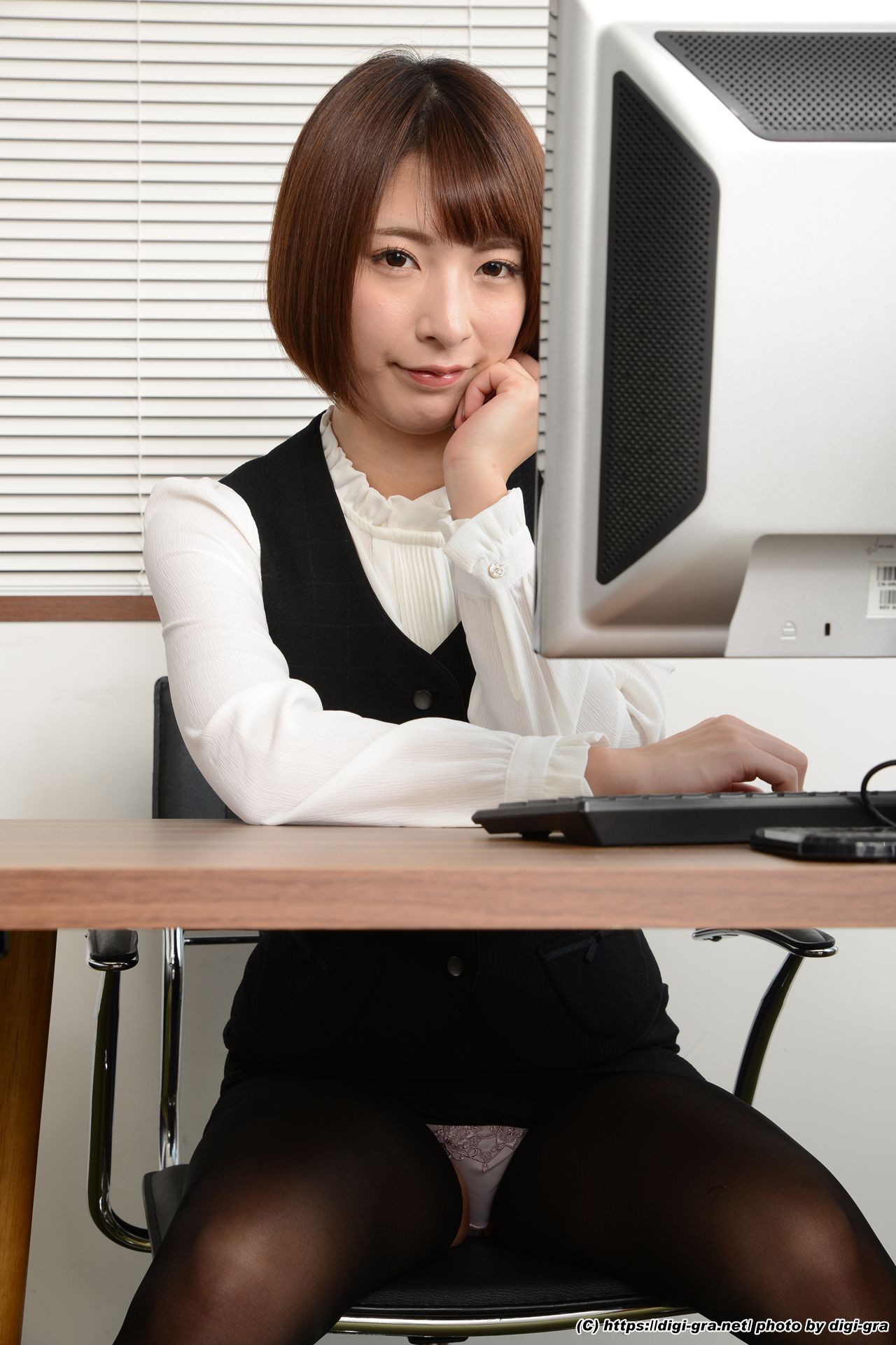 [Digi-Gra] Miku Abeno 阿部乃みく Photoset 02