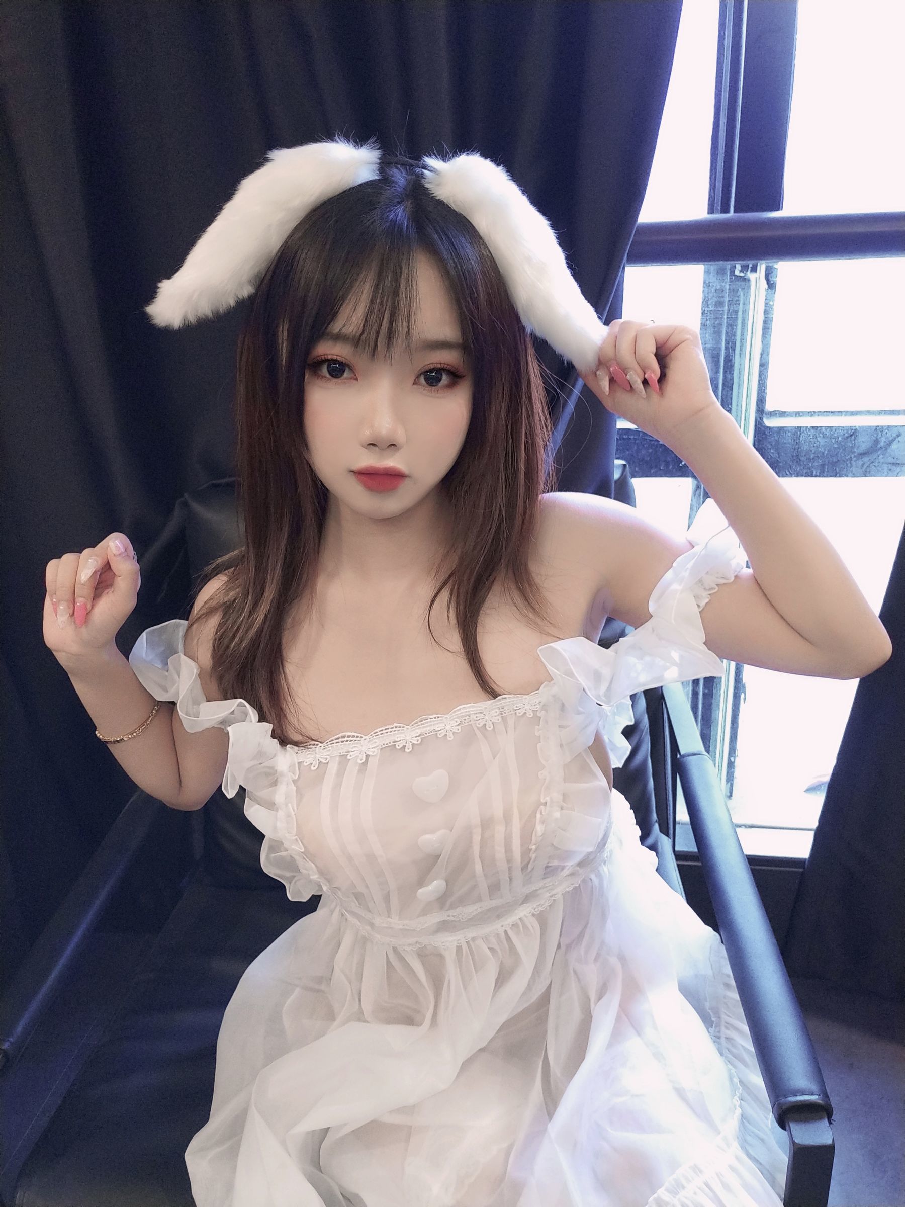 [网红COSER] 白嫩美少女鬼畜瑶 - 小羊围裙