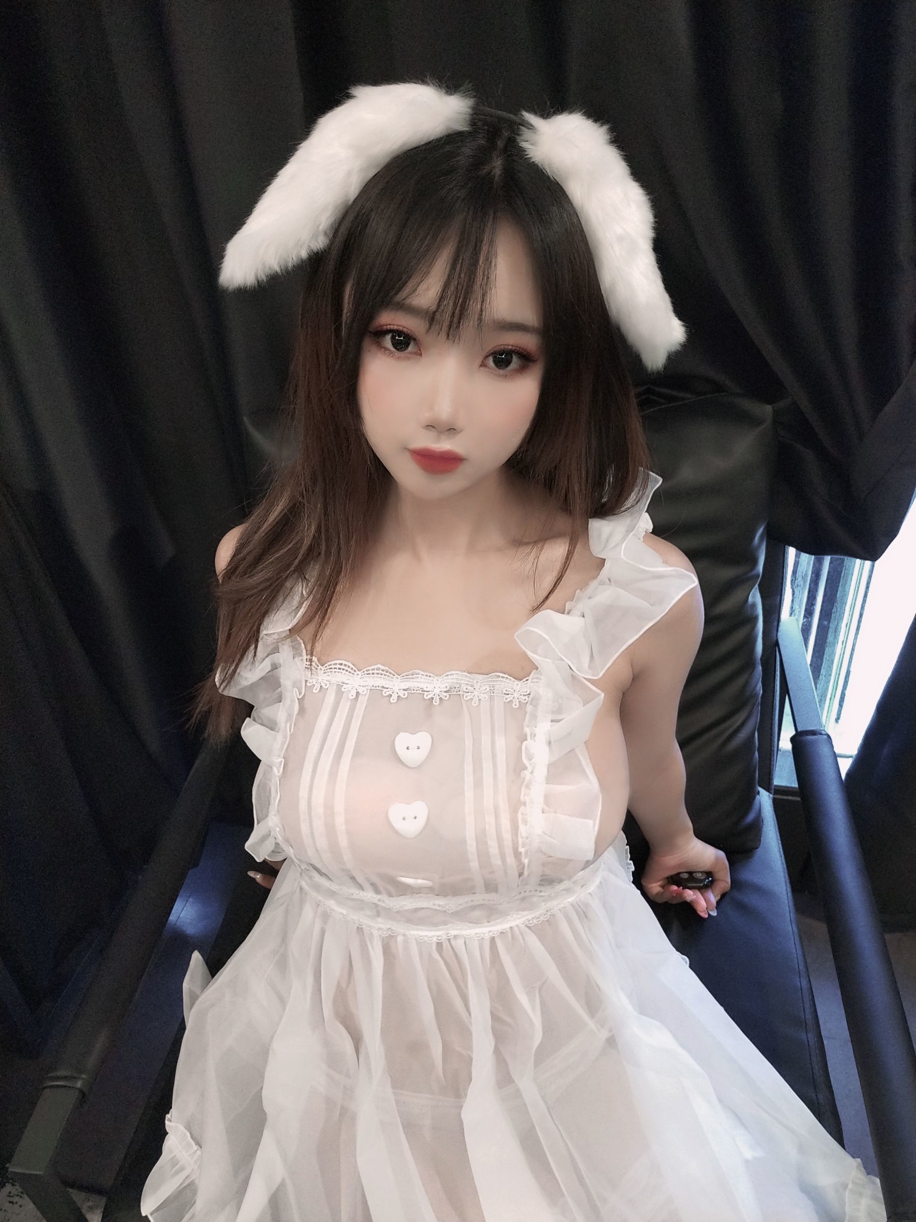 [网红COSER] 白嫩美少女鬼畜瑶 - 小羊围裙