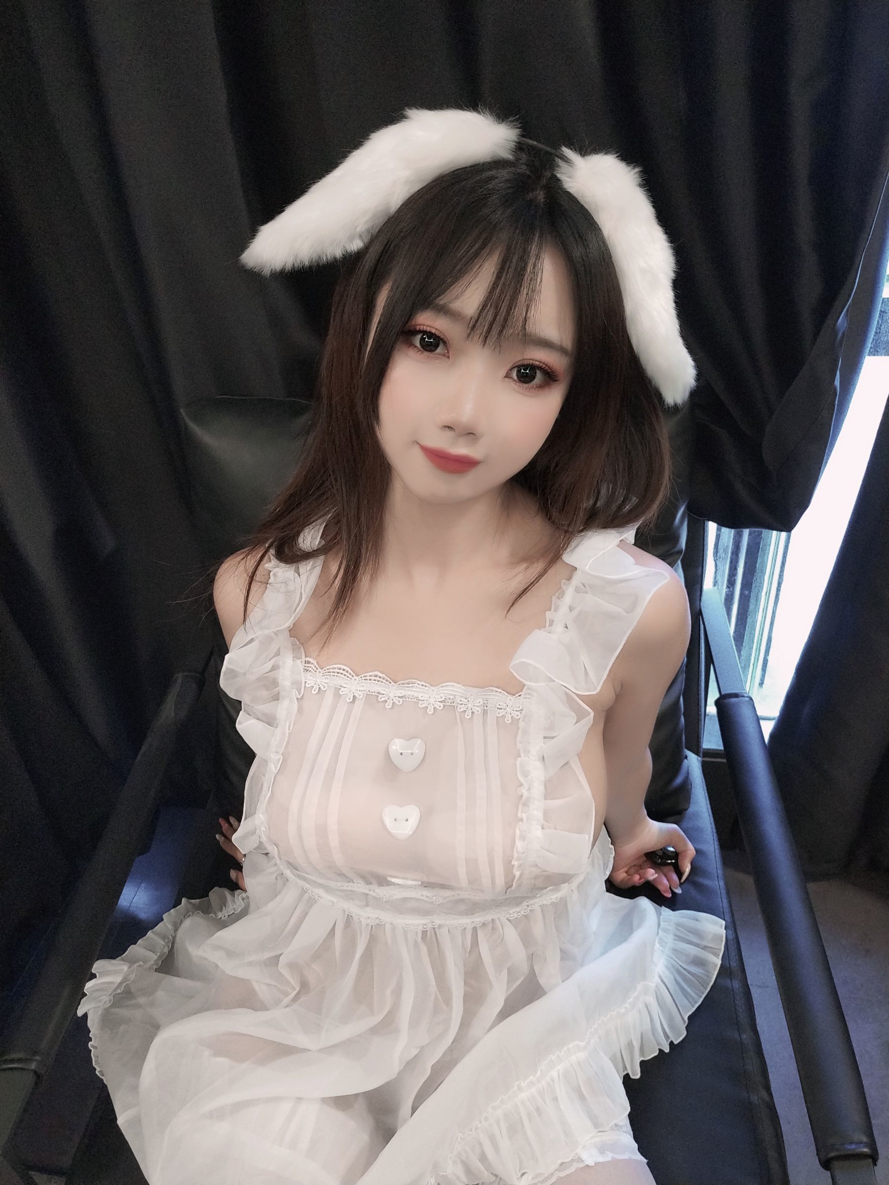 [网红COSER] 白嫩美少女鬼畜瑶 - 小羊围裙