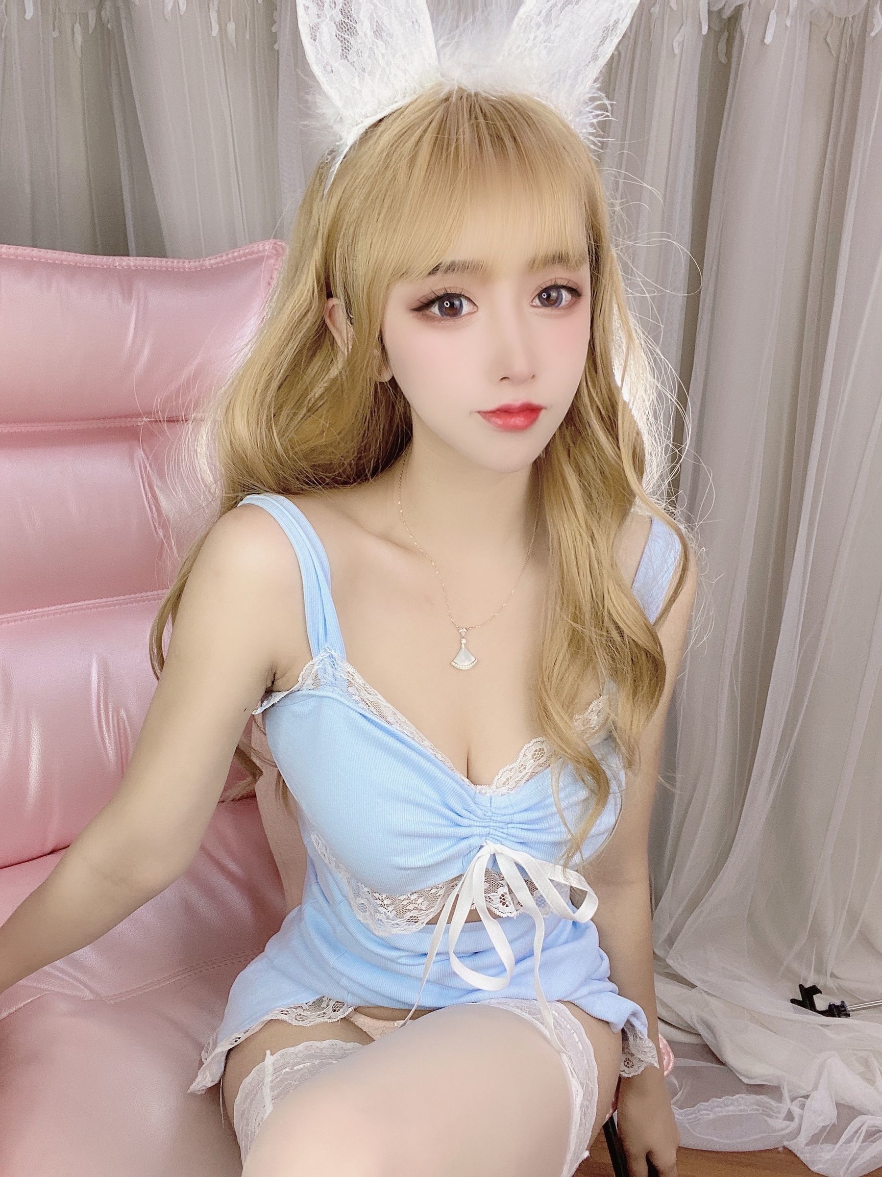 [网红COSER] 斗鱼米线线sama - 蕾丝连衣裙