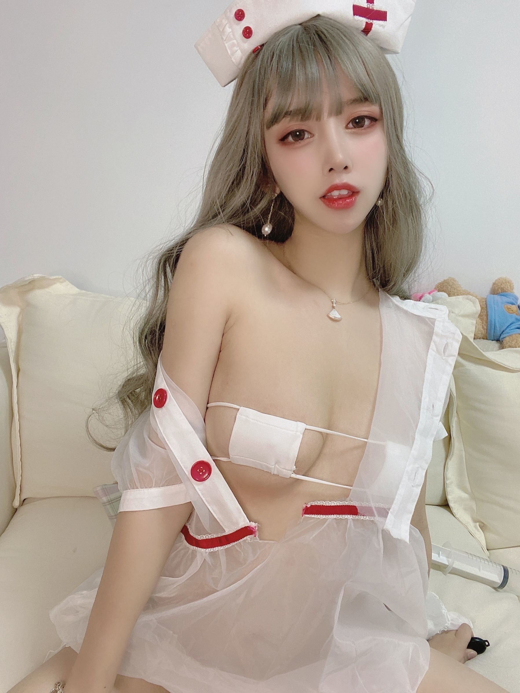 [网红COSER] 斗鱼米线线sama - 兔子护士