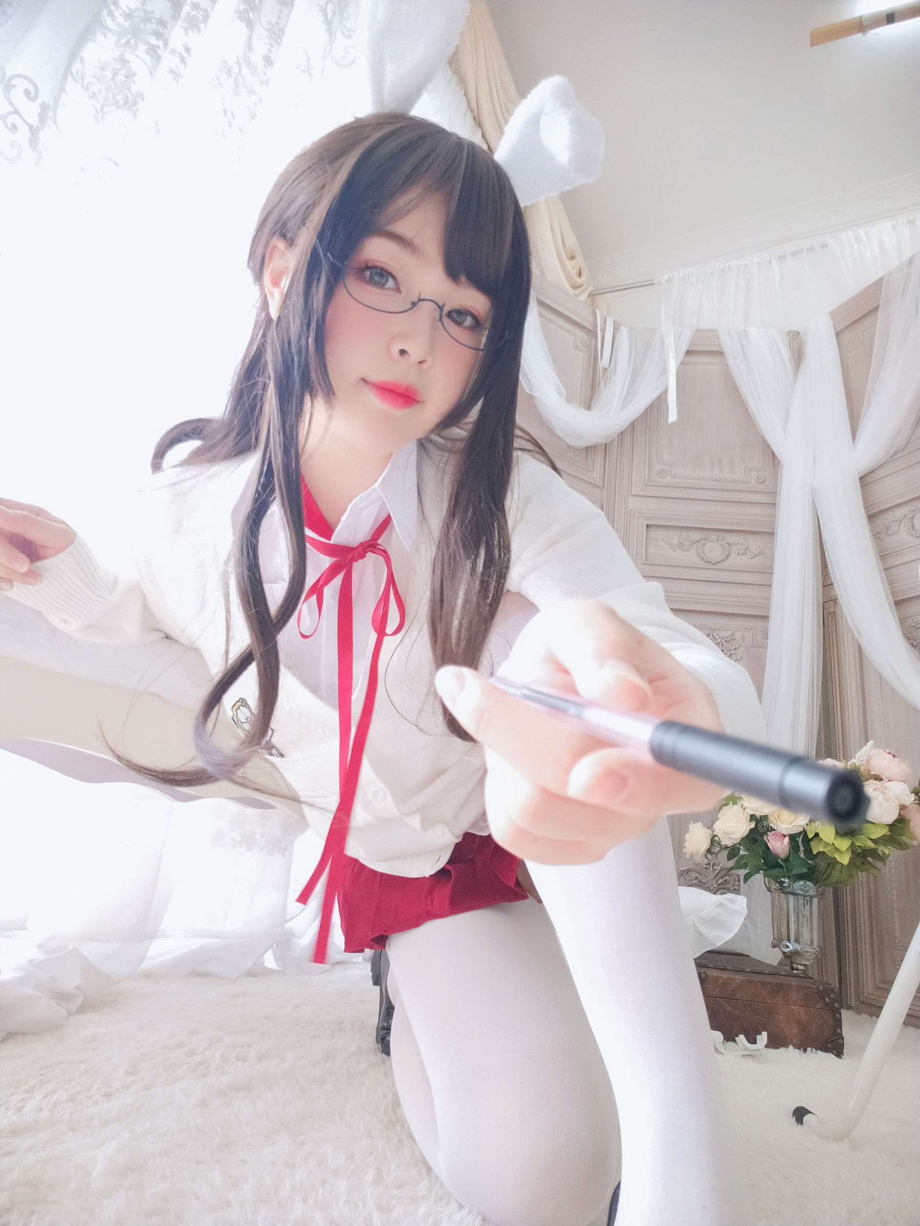 [网红COSER] 萌系小姐姐-白烨- - 发情期