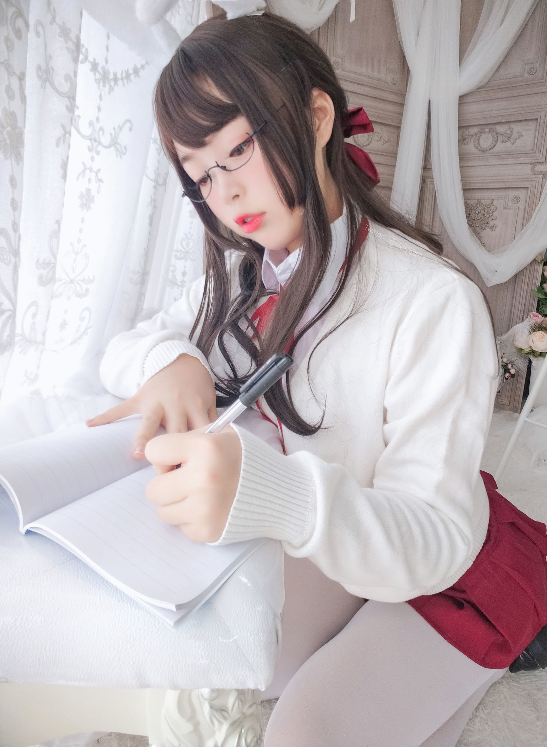 [网红COSER] 萌系小姐姐-白烨- - 发情期