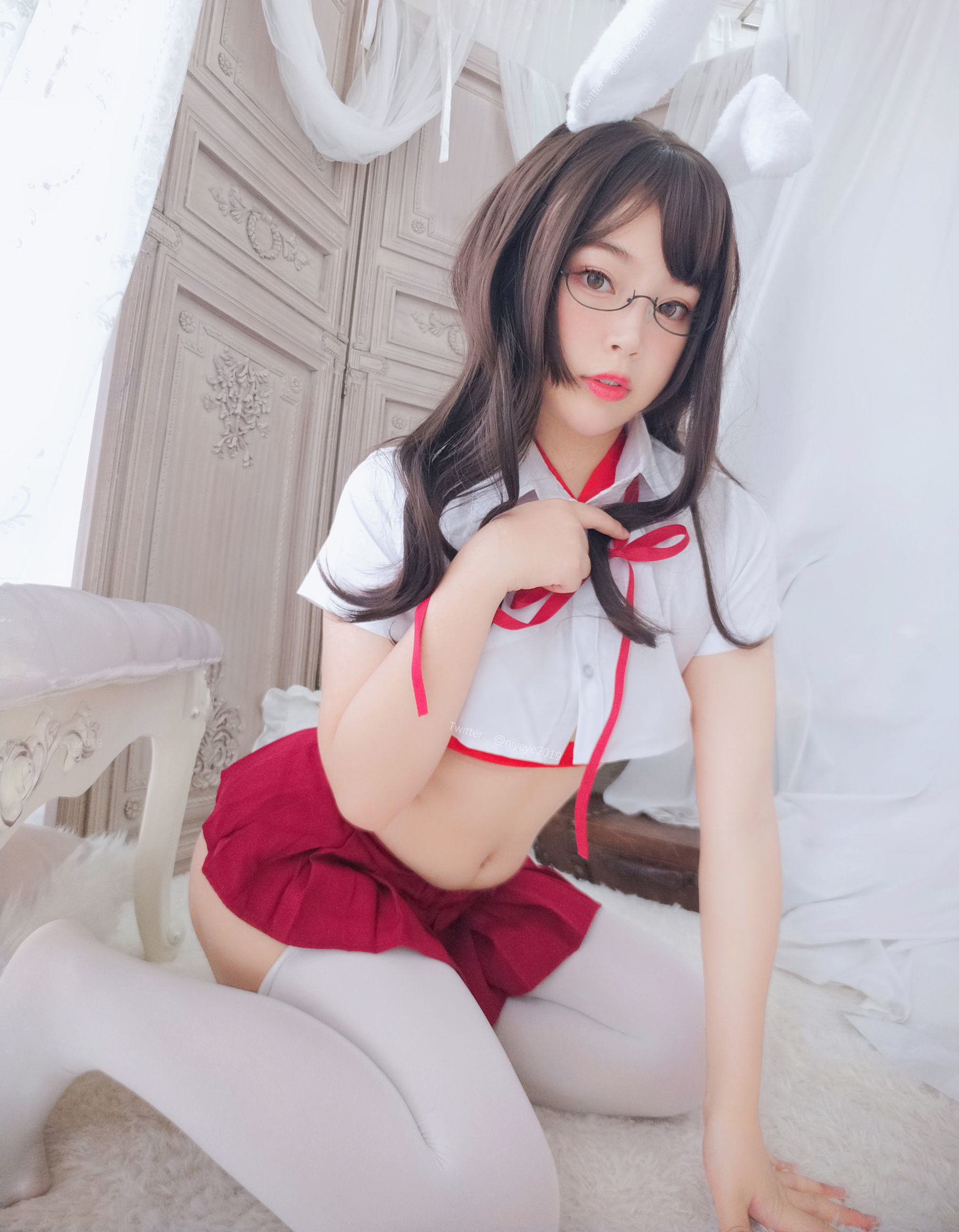 [网红COSER] 萌系小姐姐-白烨- - 发情期