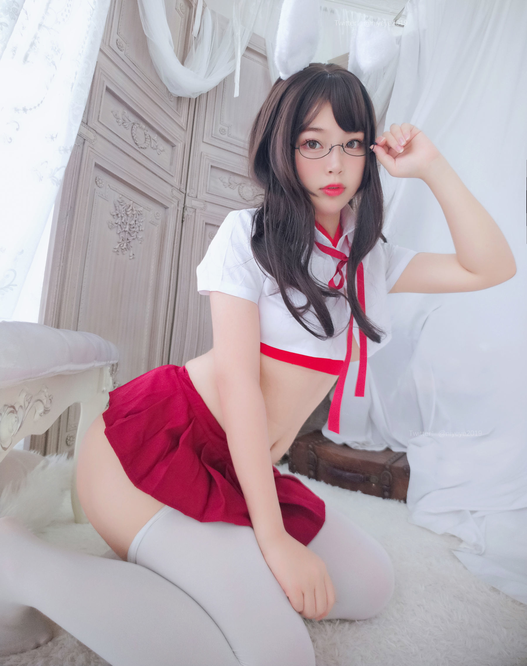[网红COSER] 萌系小姐姐-白烨- - 发情期