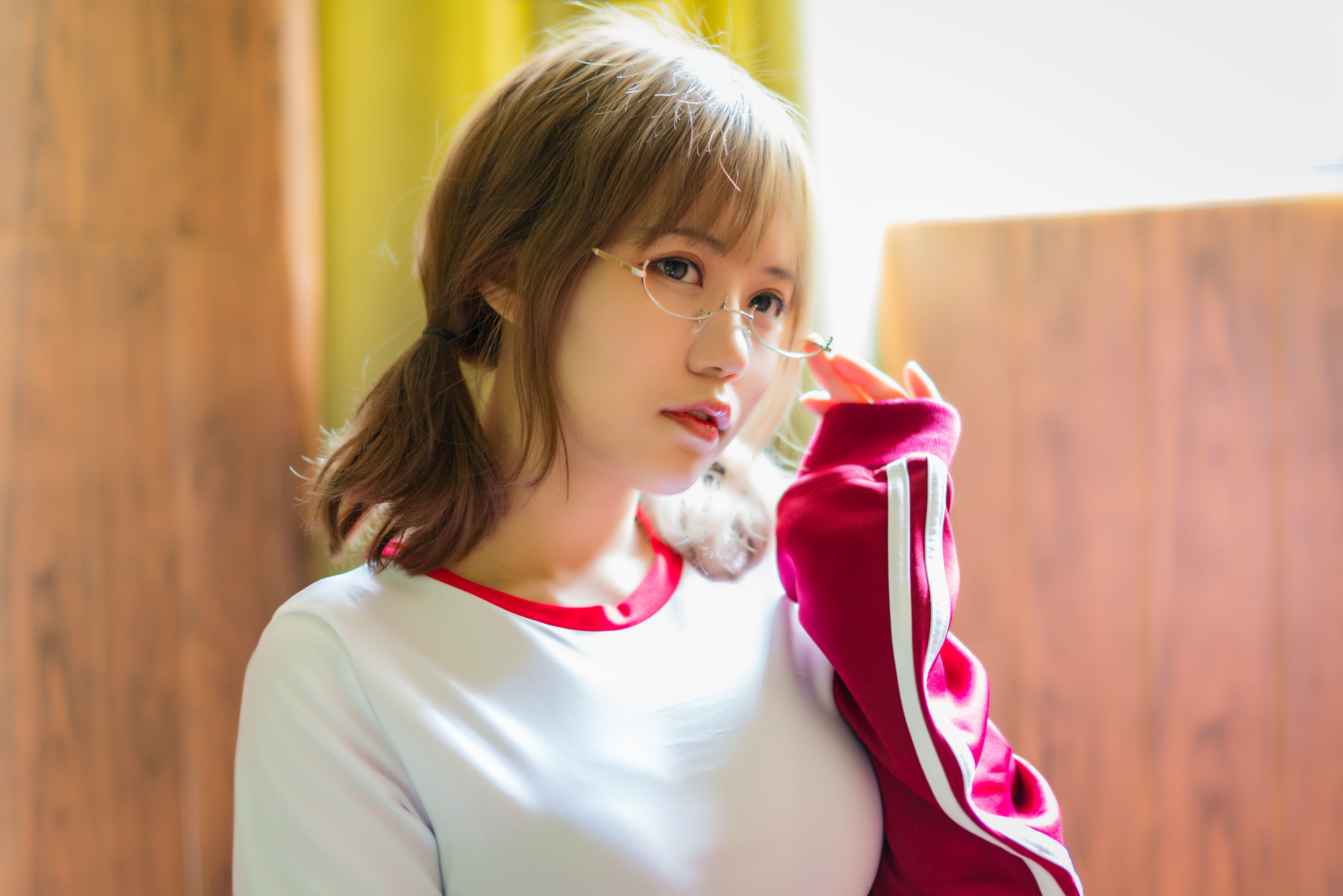 [网红COSER] 动漫博主小仓千代w - 红色体操服