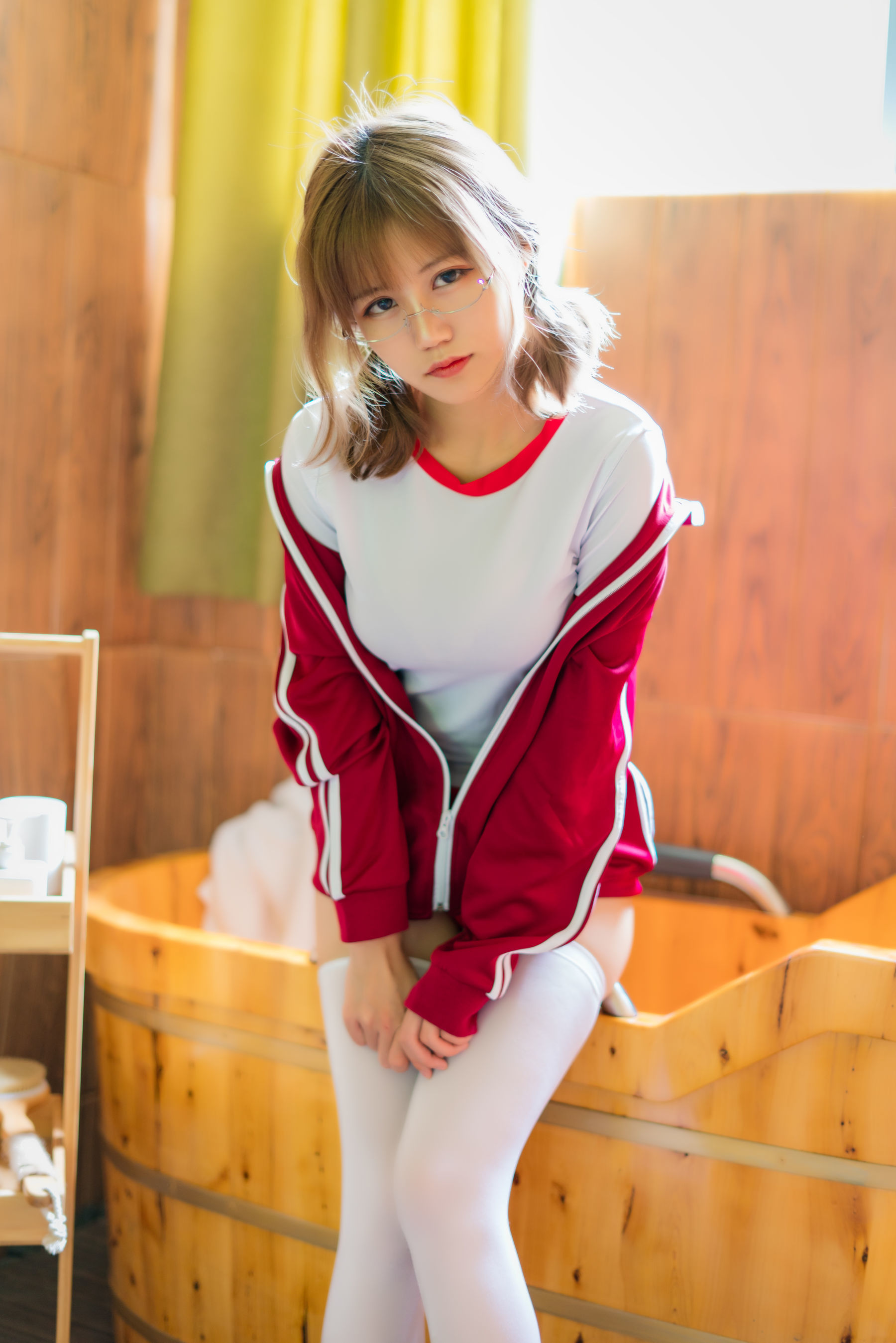 [网红COSER] 动漫博主小仓千代w - 红色体操服
