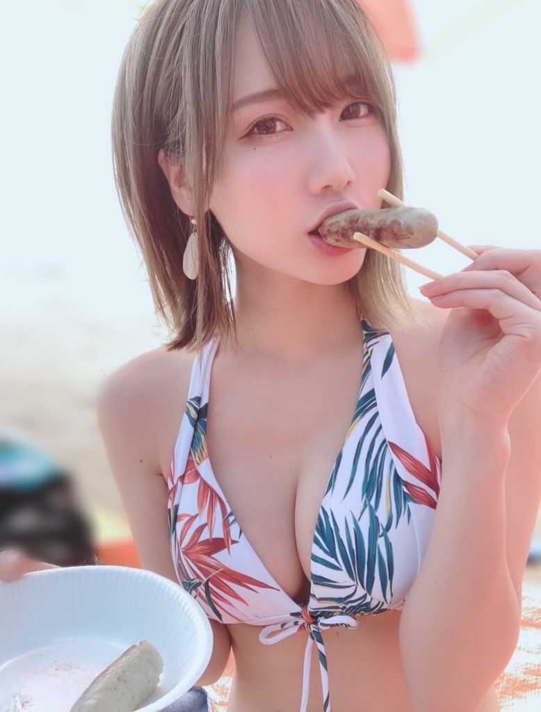 [网红COSER] 日本甜美COSERけんけん[fantia] 2020.08 8月の自撮りいろいろ♡八月的各种自拍照