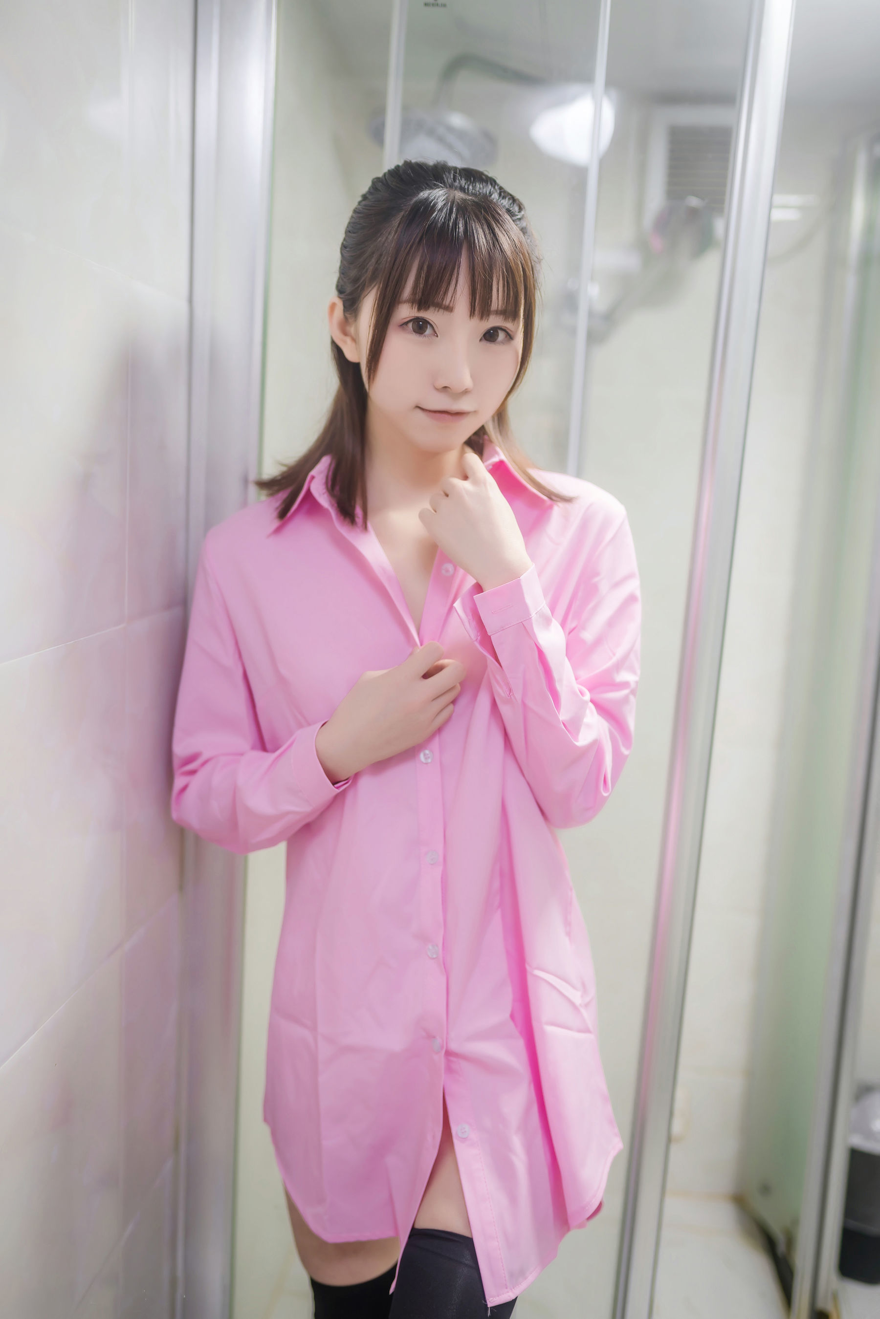 [网红COSER] 动漫博主Kitaro_绮太郎 - 粉色衬衫