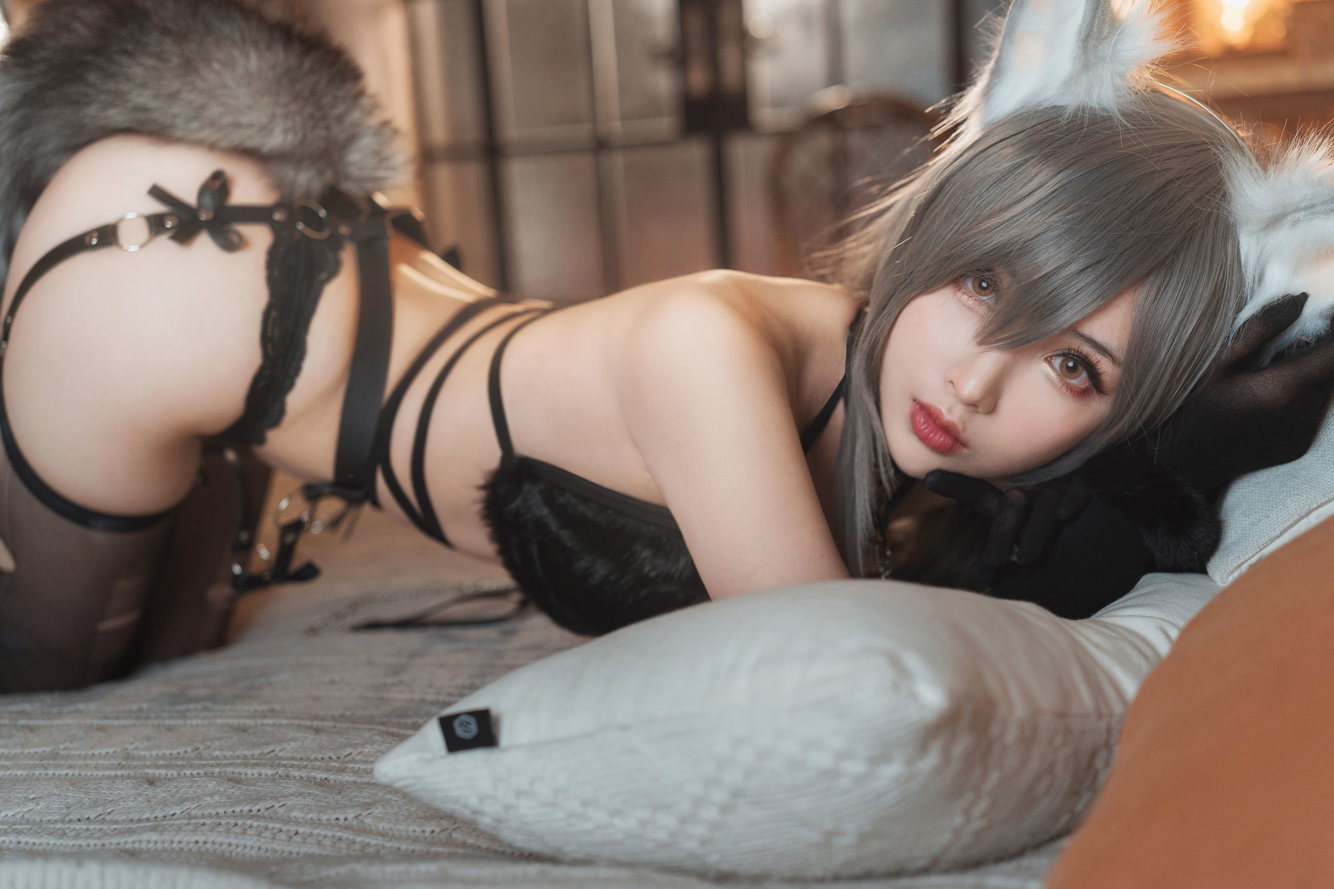 [网红COSER] COS福利rioko凉凉子 - 受伤的灰狼姐姐