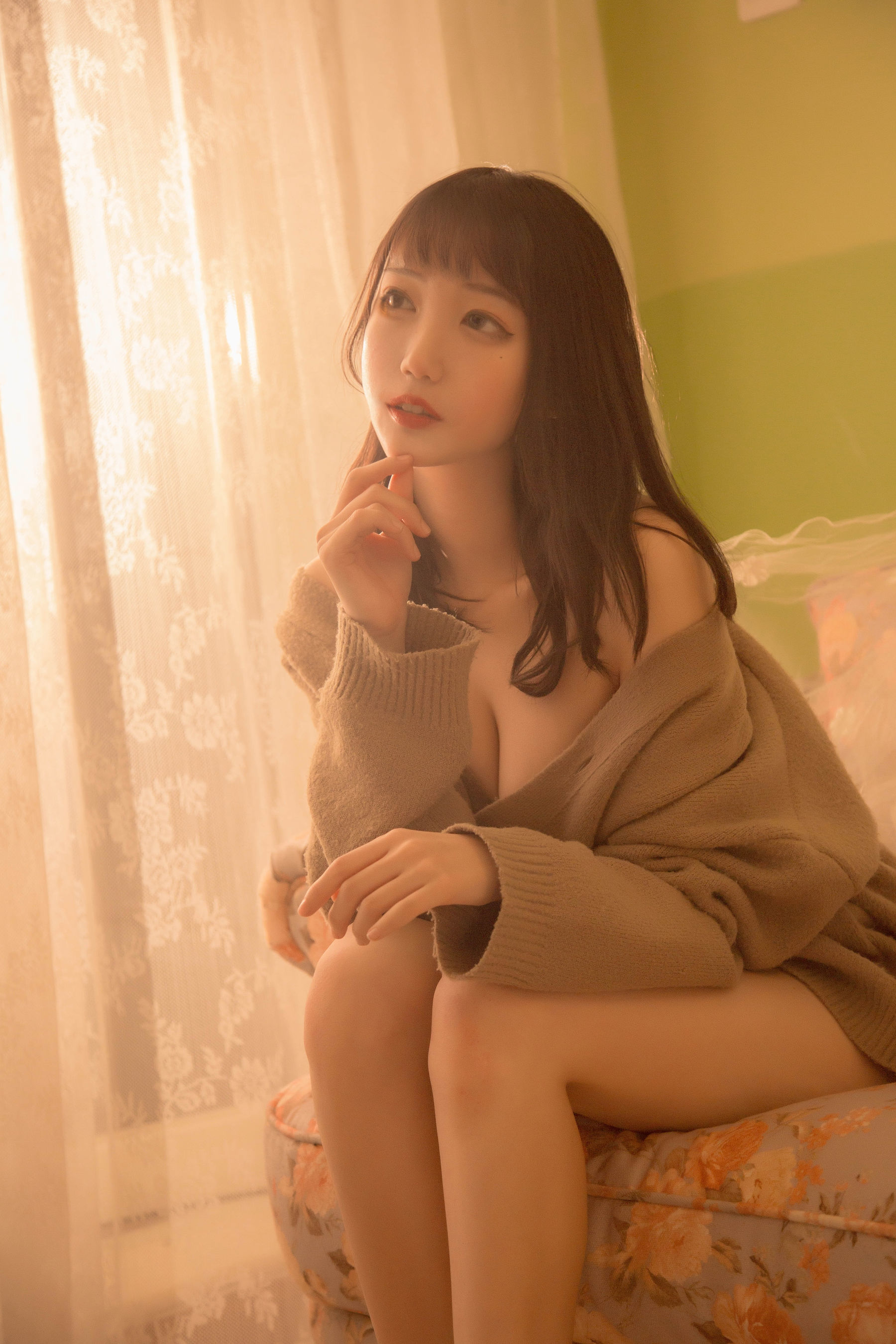 [网红COSER] 周叽是可爱兔兔 - 复古毛衣