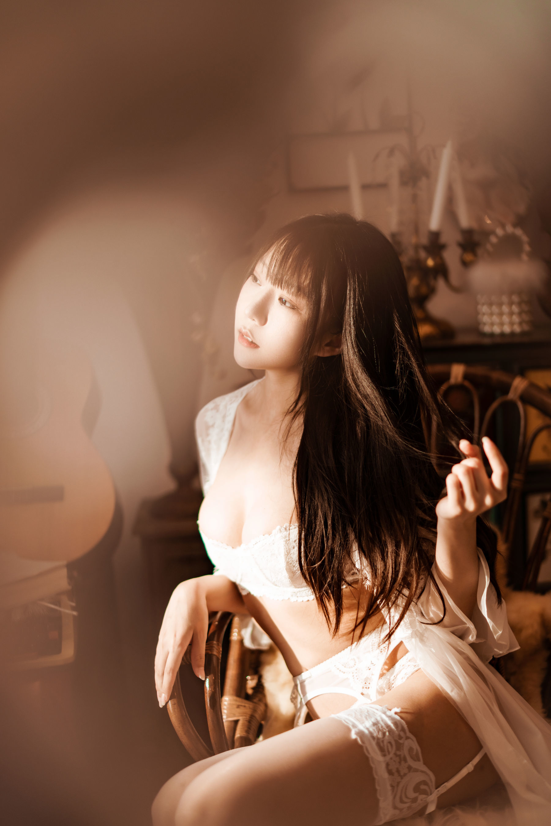 [网红COSER] 香草喵露露 - 室内白色蕾丝