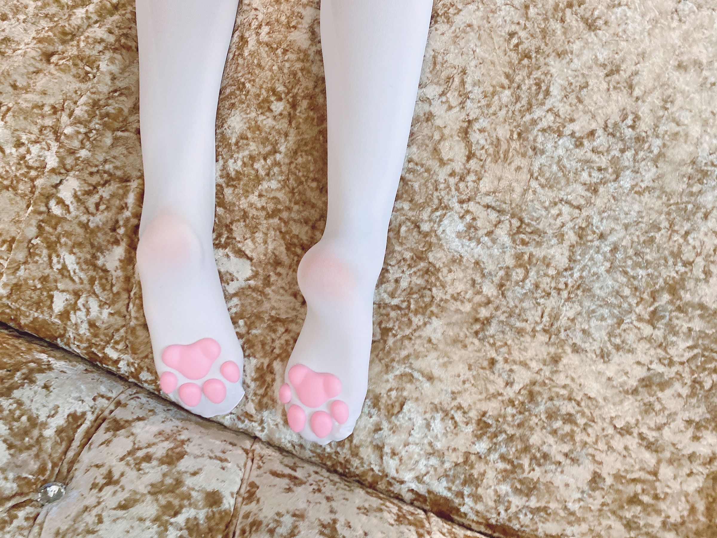[网红COSER] 起司块wii - 足系列3 白丝