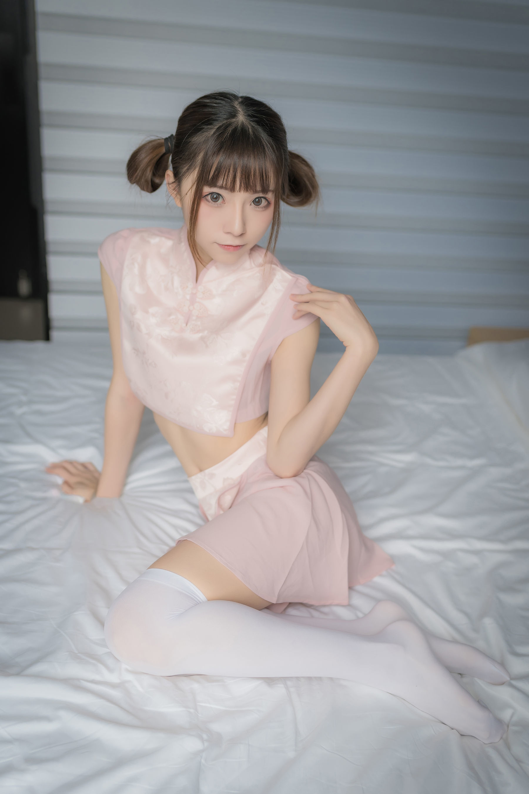 [网红COSER] 动漫博主Kitaro_绮太郎 - 粉色团子