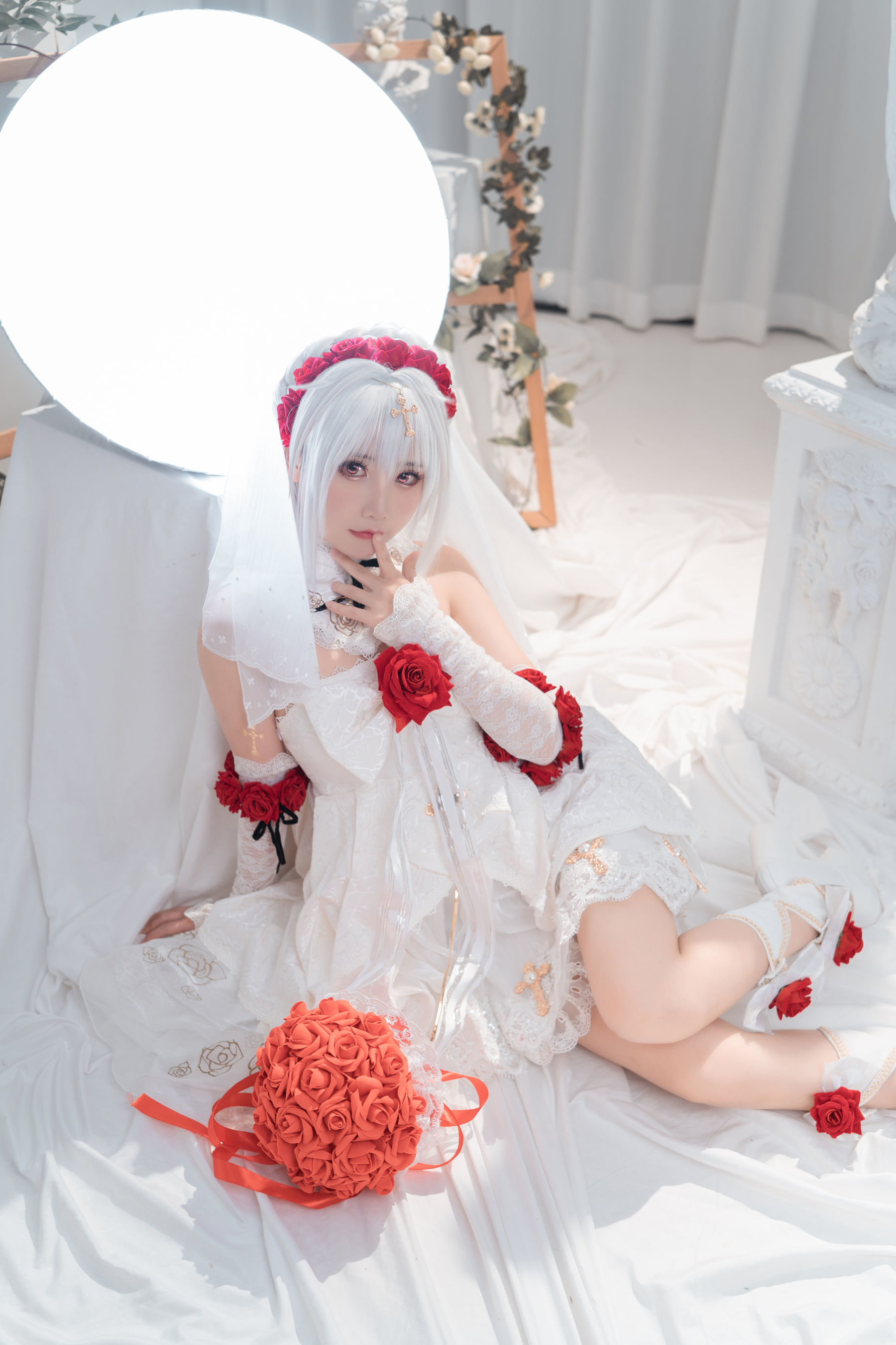 [网红COSER] 可爱人气Coser面饼仙儿 - 德丽莎婚纱