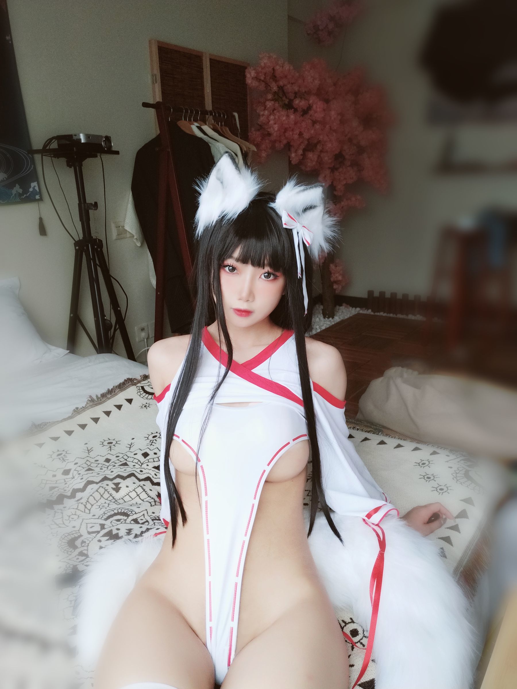 [网红COSER] 白嫩美少女鬼畜瑶 - 狐耳女巫