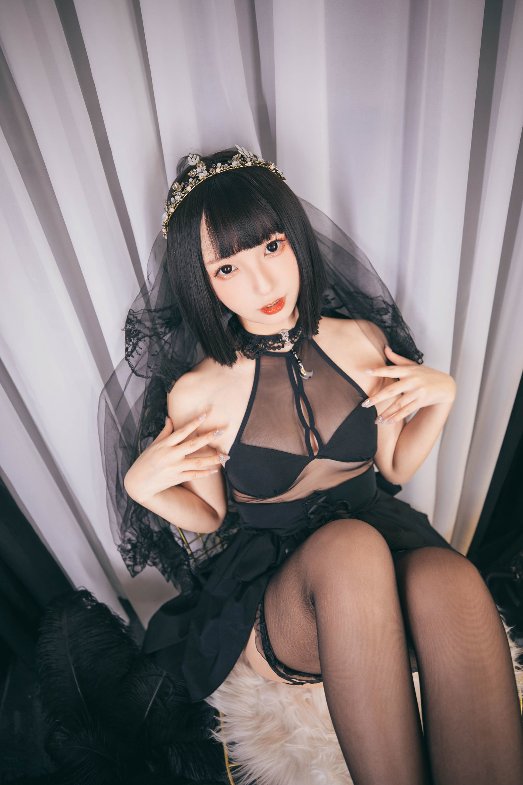 [网红COSER] 萝莉神楽坂真冬之天国に落ちる - 坠入天堂