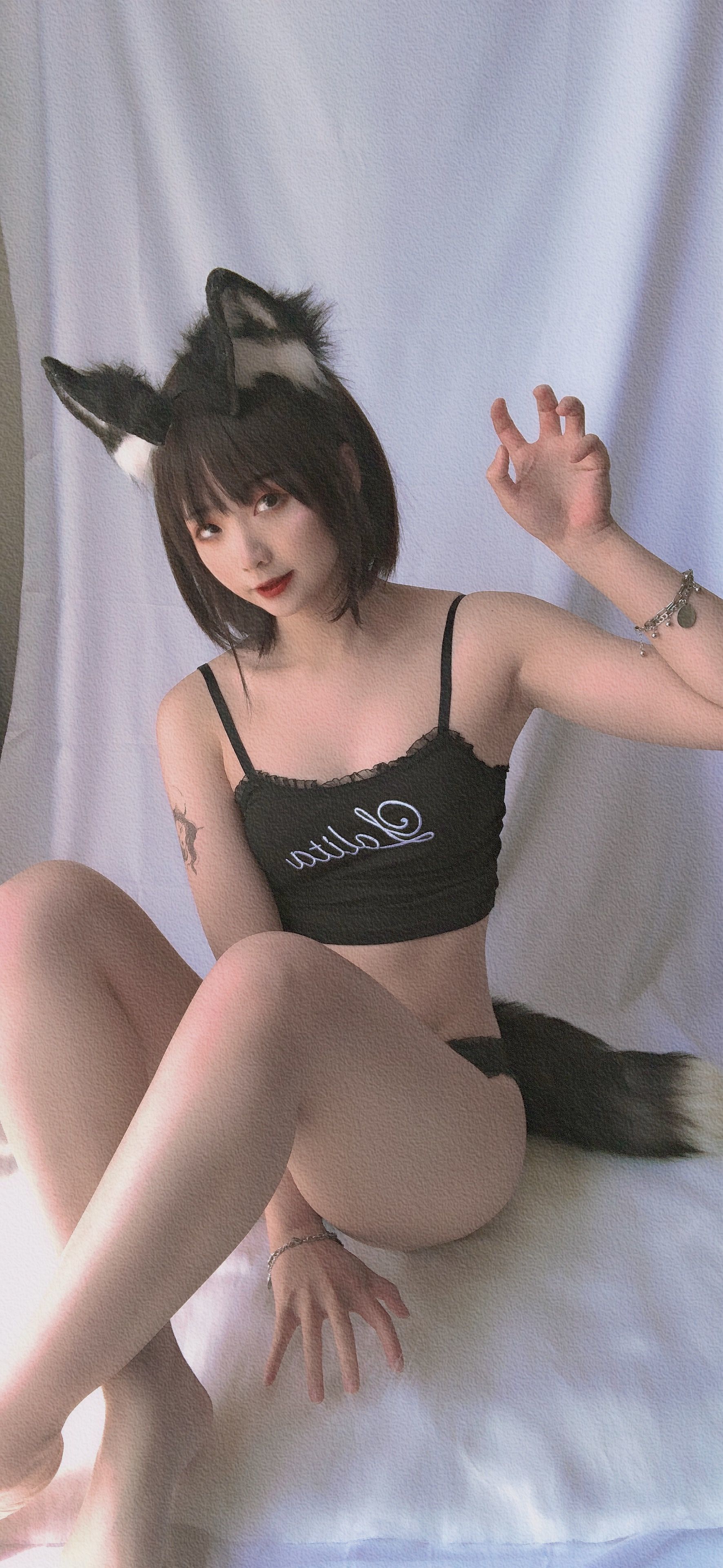 [网红COSER] 萌妹是青水 - 小狼