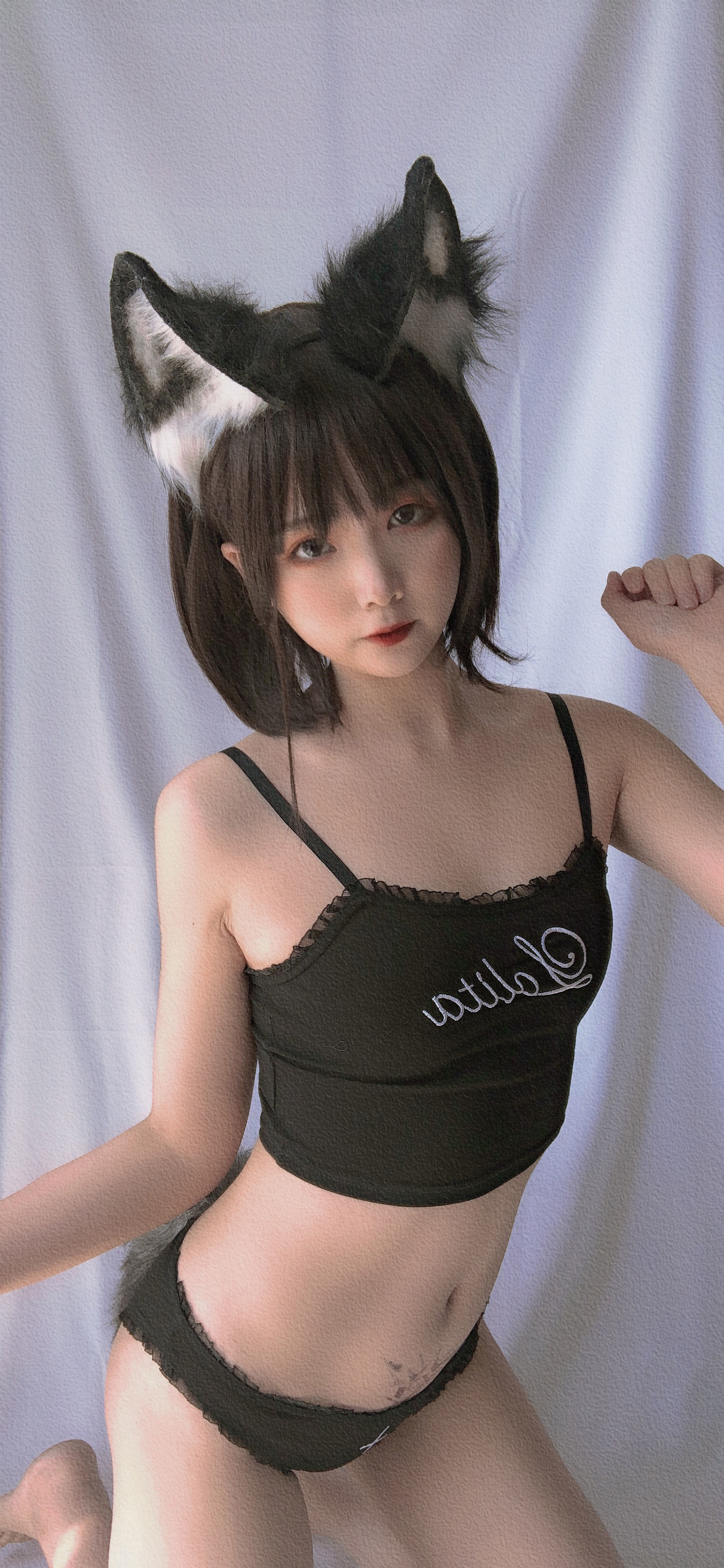 [网红COSER] 萌妹是青水 - 小狼