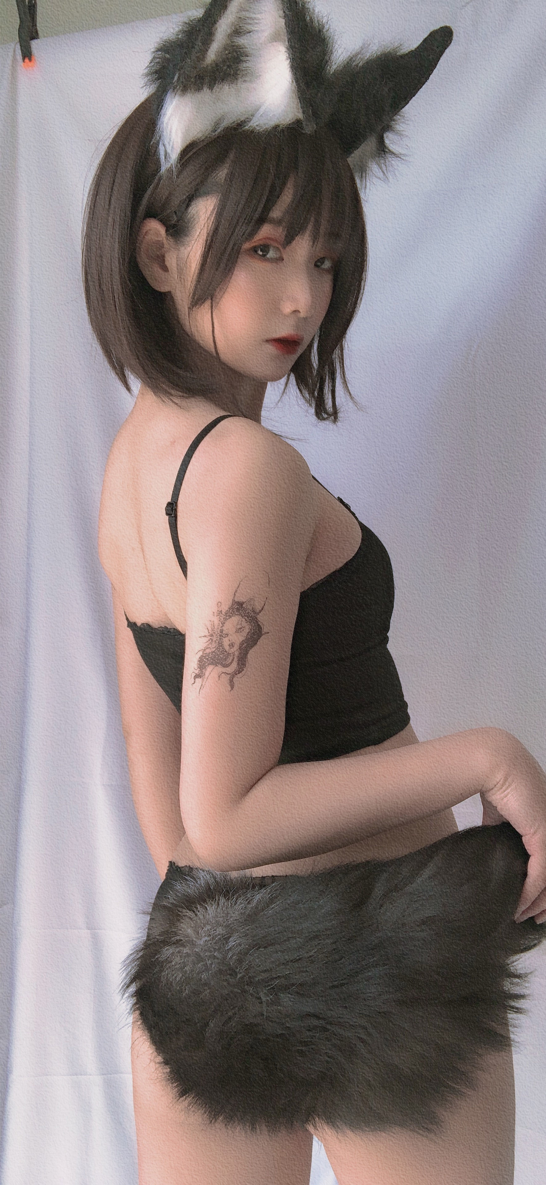 [网红COSER] 萌妹是青水 - 小狼