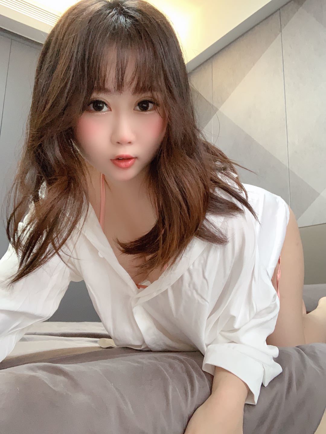 [网红COSER] 蜜桃少女是依酱呀 - 尾巴