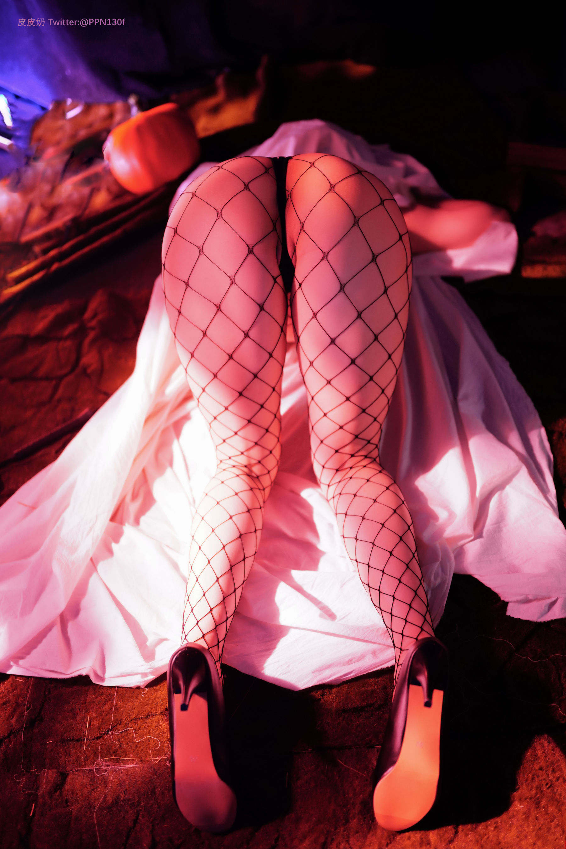 [网红COSER] 皮皮奶可可爱了啦 - 万圣节幽灵
