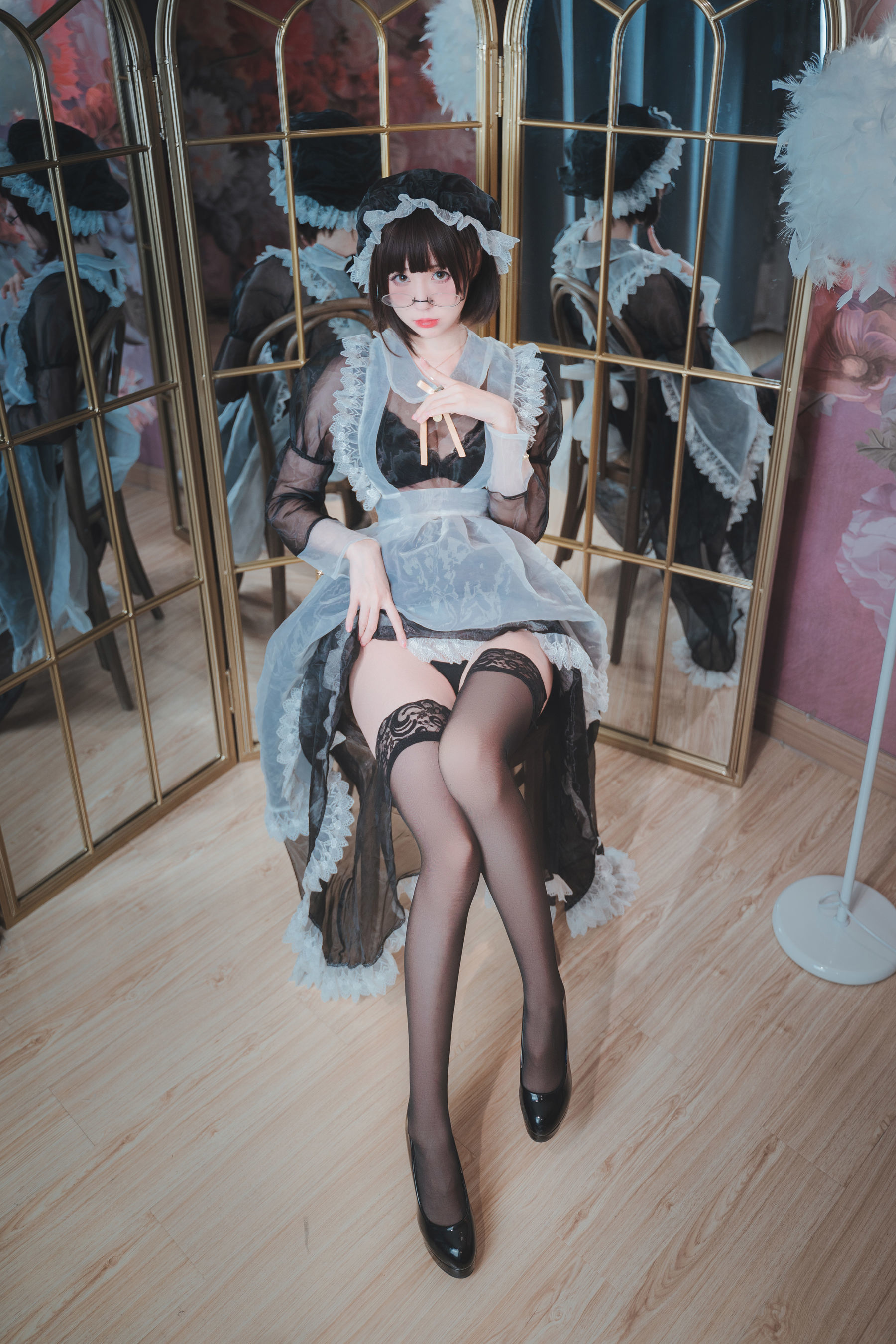 [网红COSER] 西园寺南歌 - 透明女仆