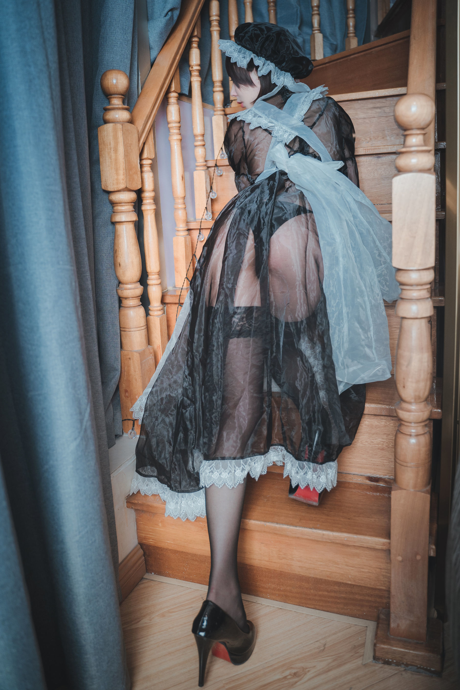 [网红COSER] 西园寺南歌 - 透明女仆