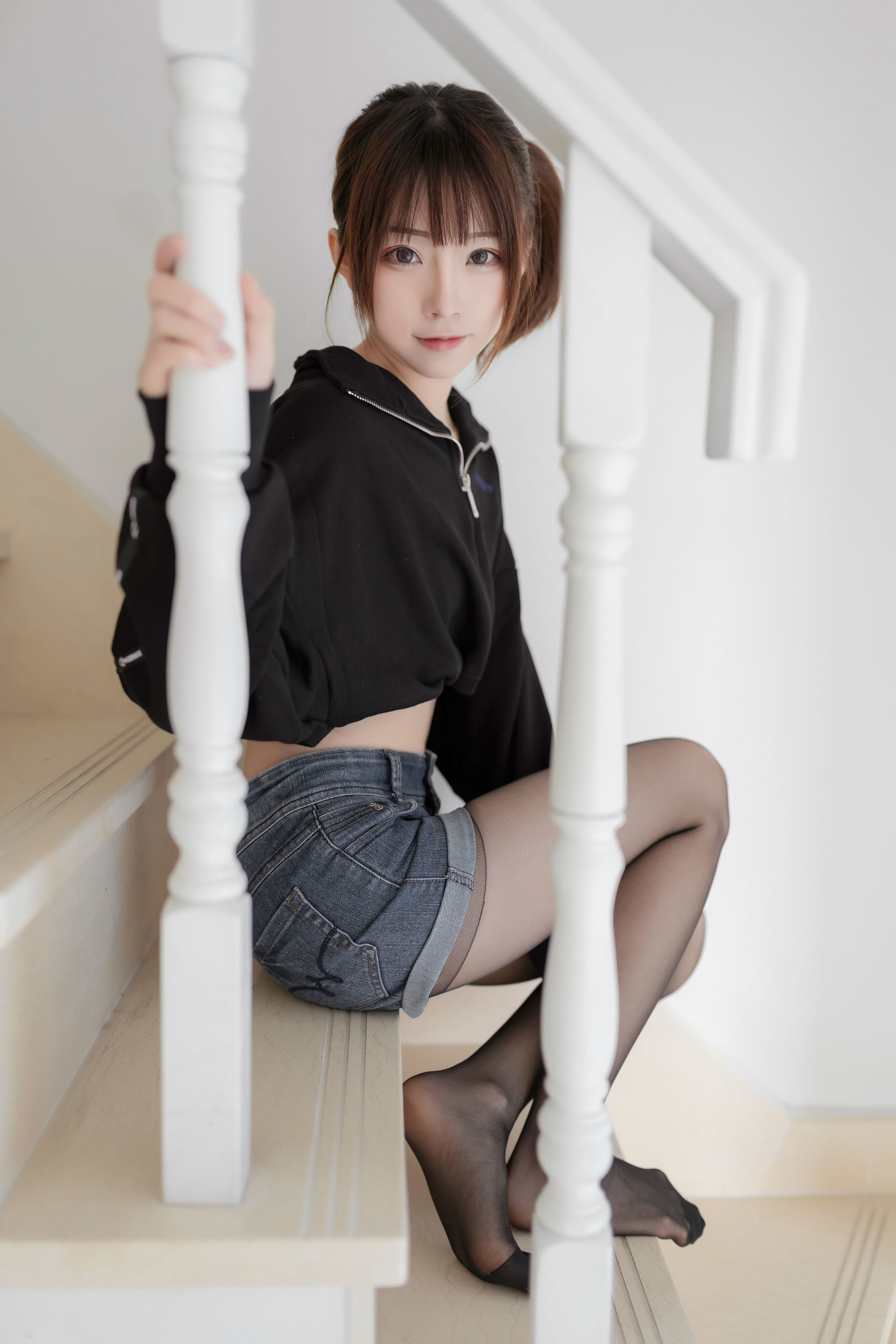 [网红COSER] 动漫博主Kitaro_绮太郎 - 单马尾女孩