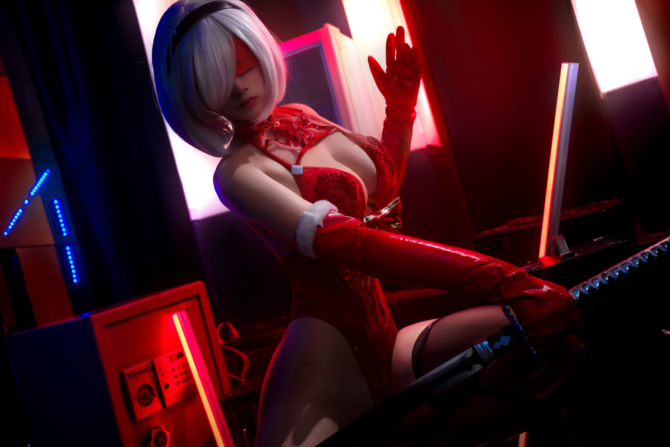 [网红COSER] 高颜值coser念念_D - 2B红色同人
