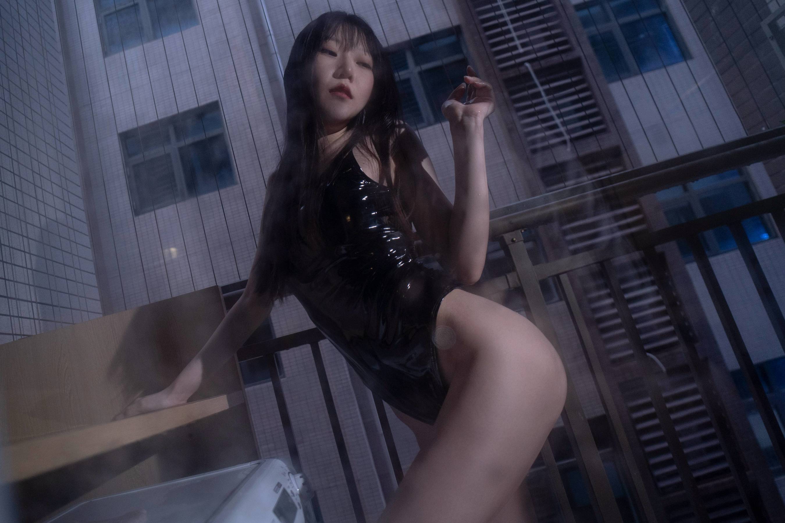 [网红COSER] 香草喵露露 - 阳台