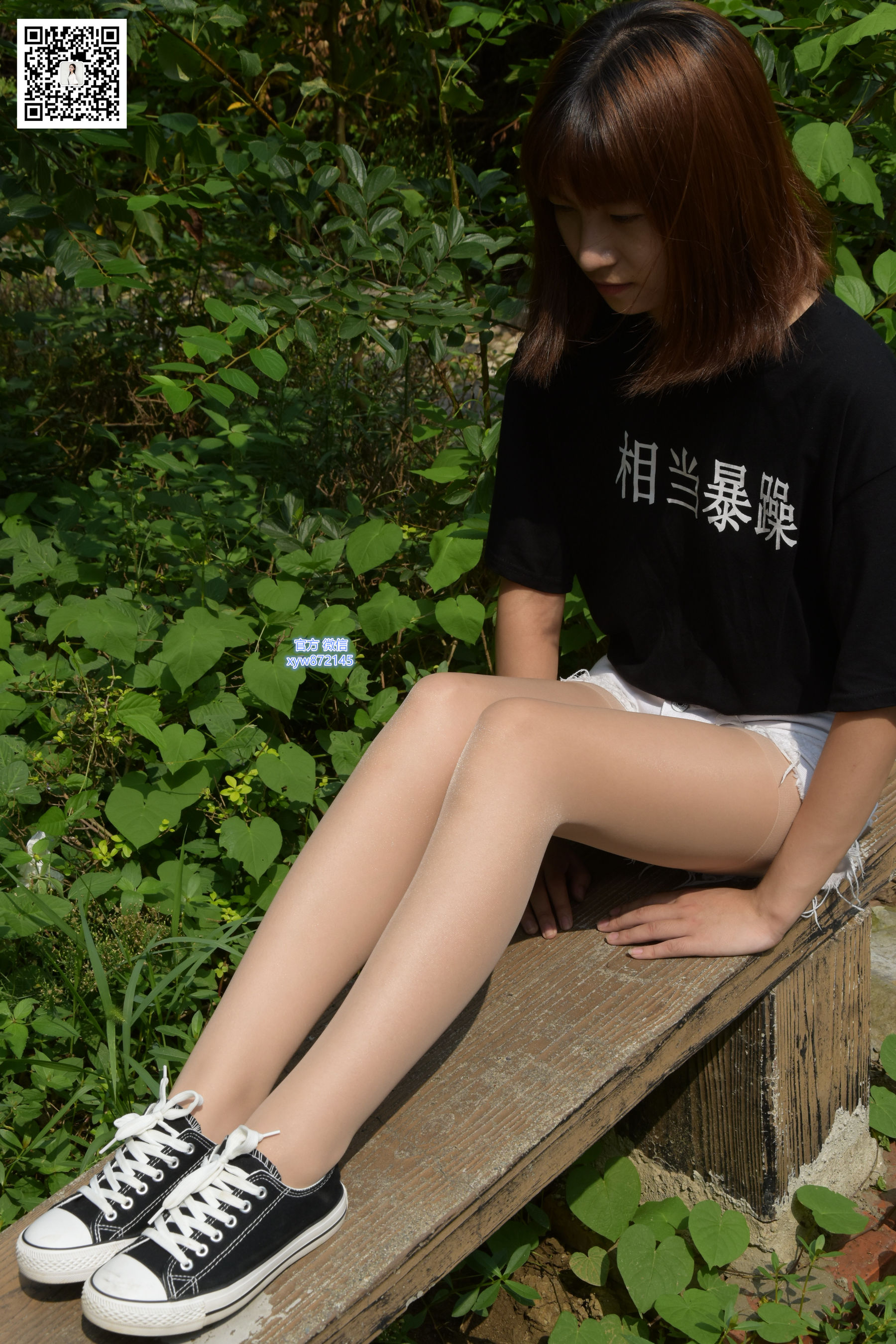 [大生模拍] No.027 圆圆 帆布鞋配丝袜