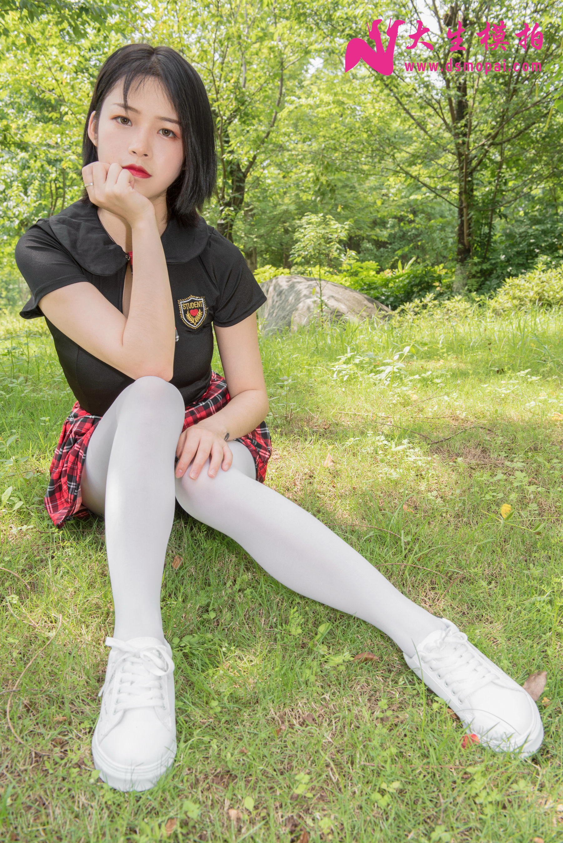 [大生模拍] No.130 小雅 阳光下的白丝