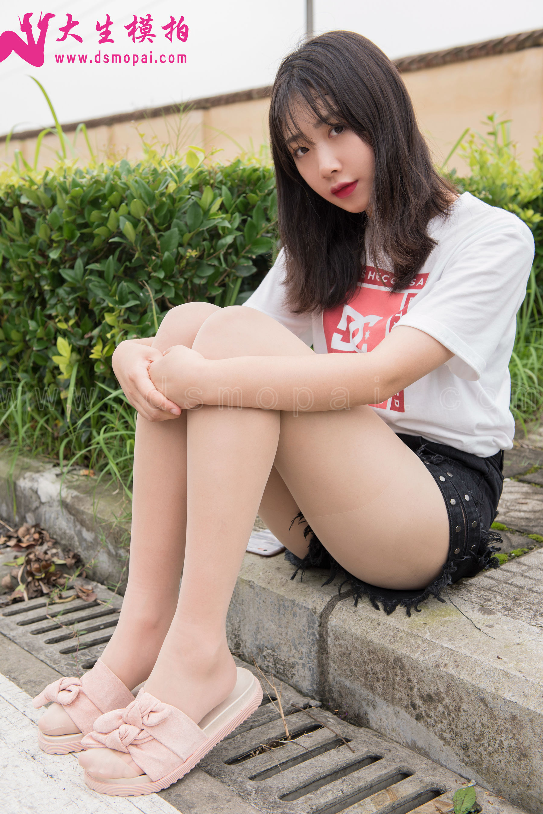 [大生模拍] No.136 珠珠 压马路的肉丝腿