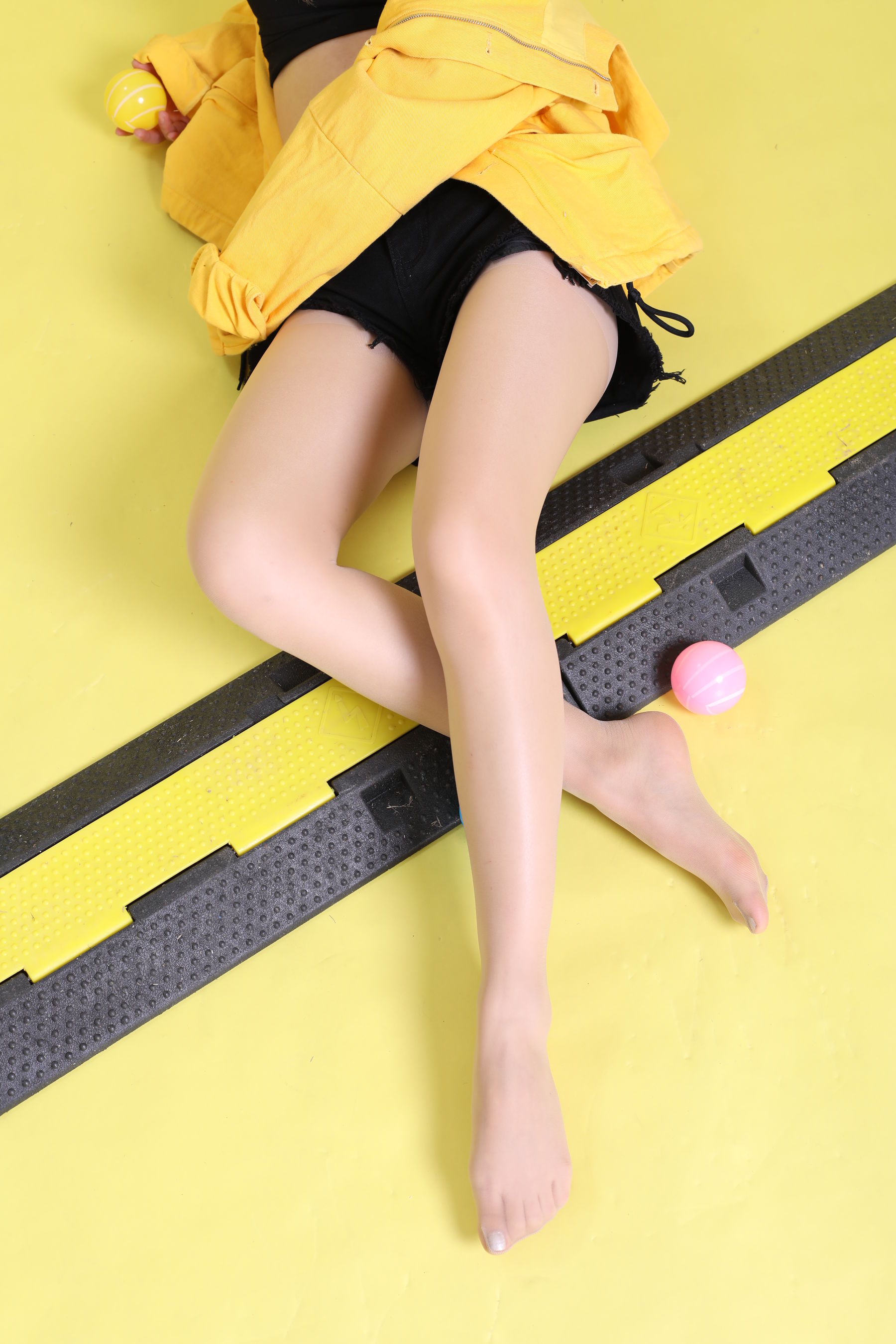 [奈丝] NO.021 高高 黄橙色的运动系少女
