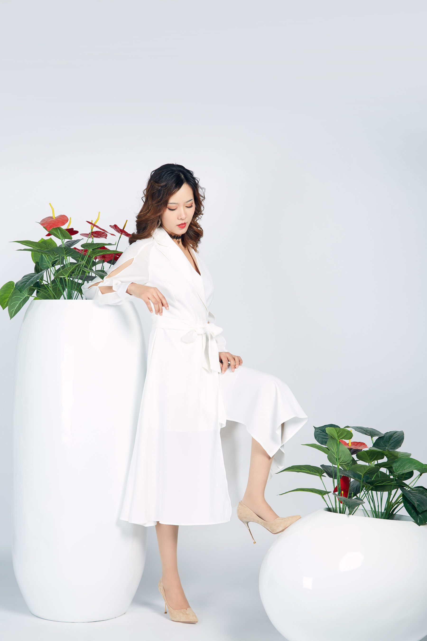 [奈丝] NO.024 晨静 白色开衩连衣裙