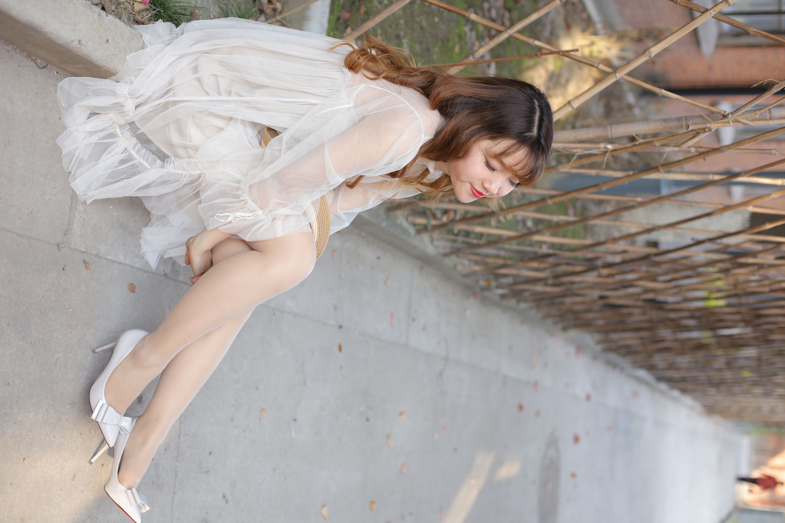 [奈丝] NO.056 高高 故事的小黄花