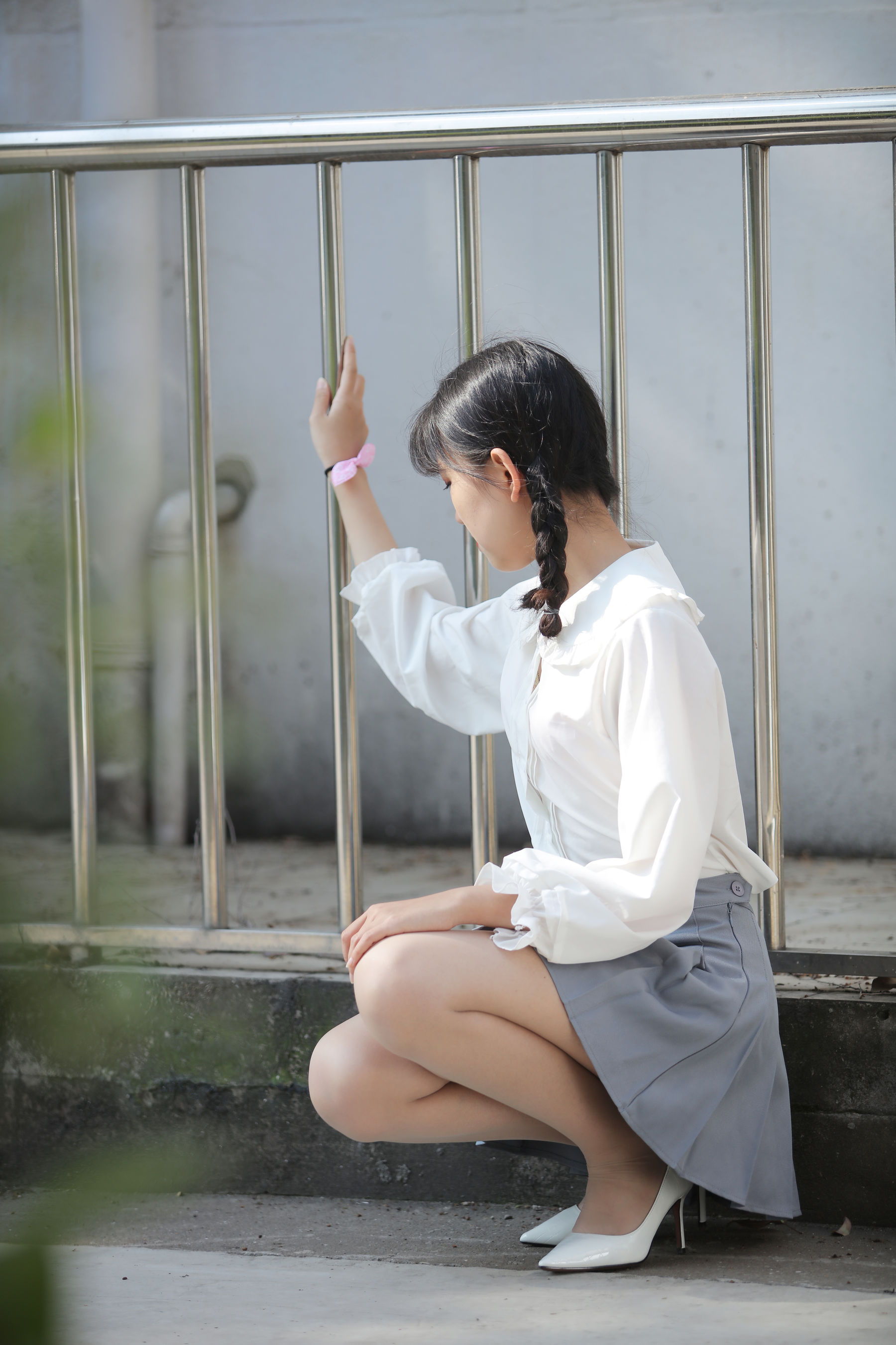 [奈丝] NO.072 小橙子 扎马尾辫 穿白褶裙