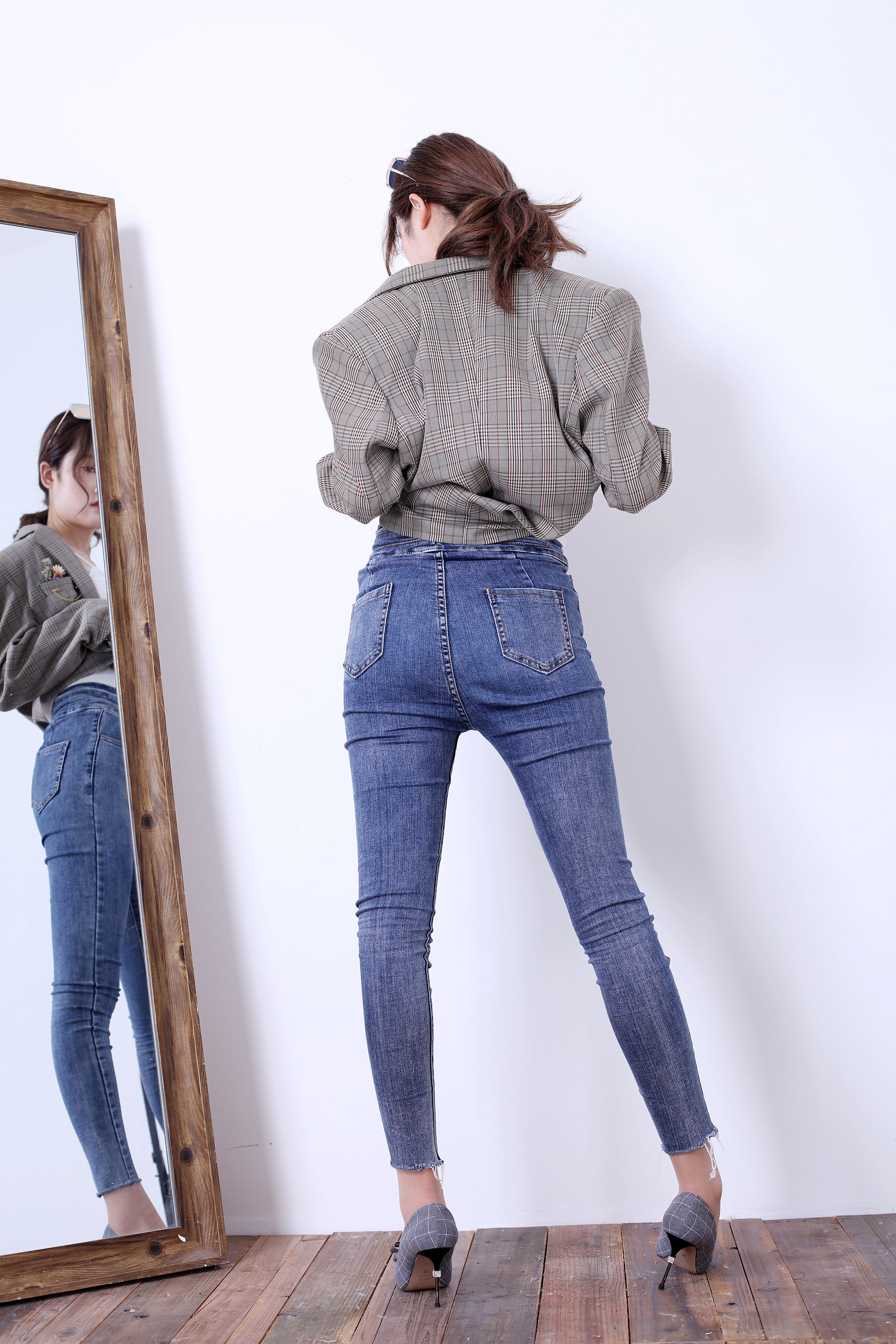 [奈丝] NO.113 可乐 牛仔裤里丝
