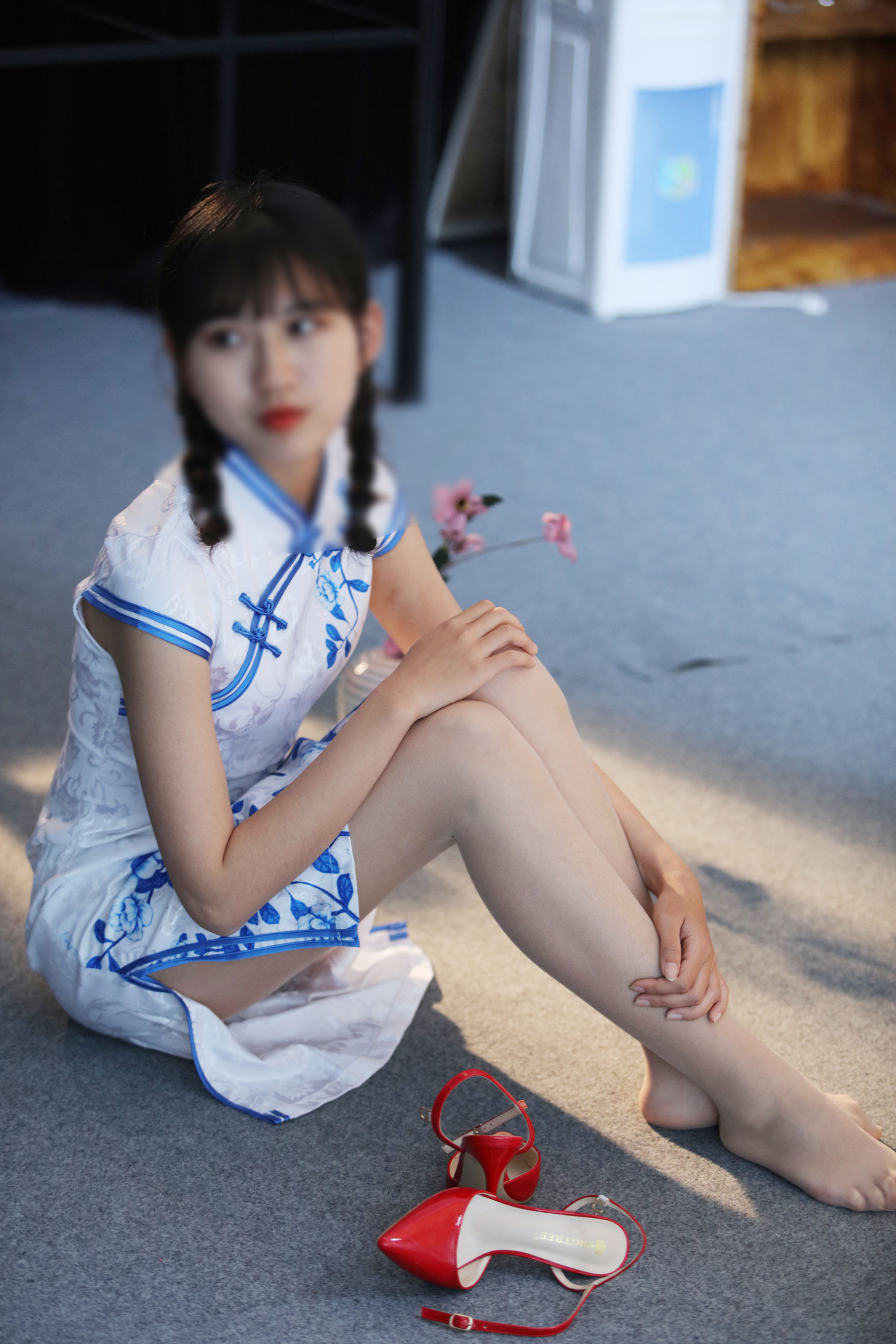 [奈丝] NO.114 小橙子 初尝旗袍肉丝