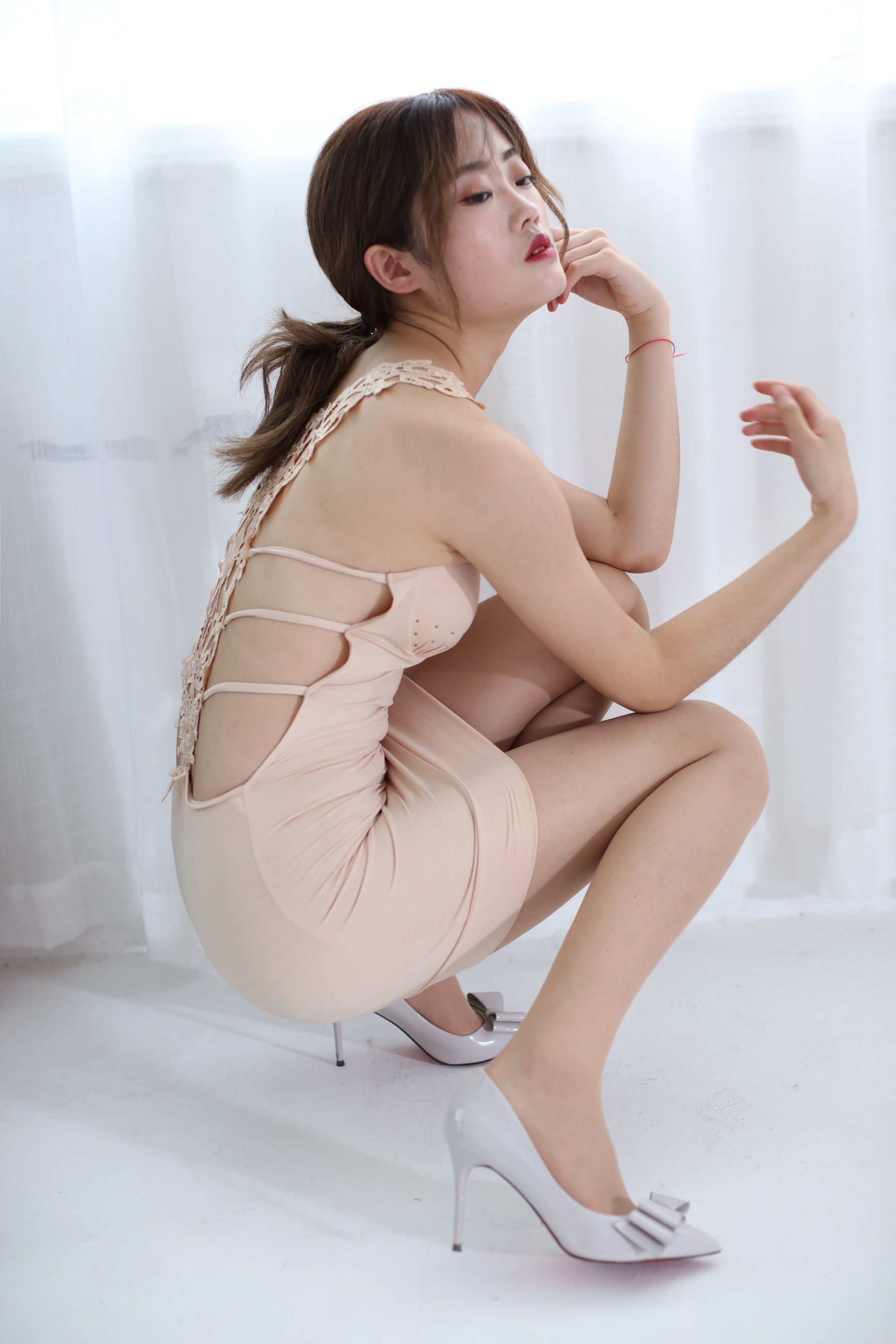 [奈丝] NO.119 可乐 裸色连衣裙