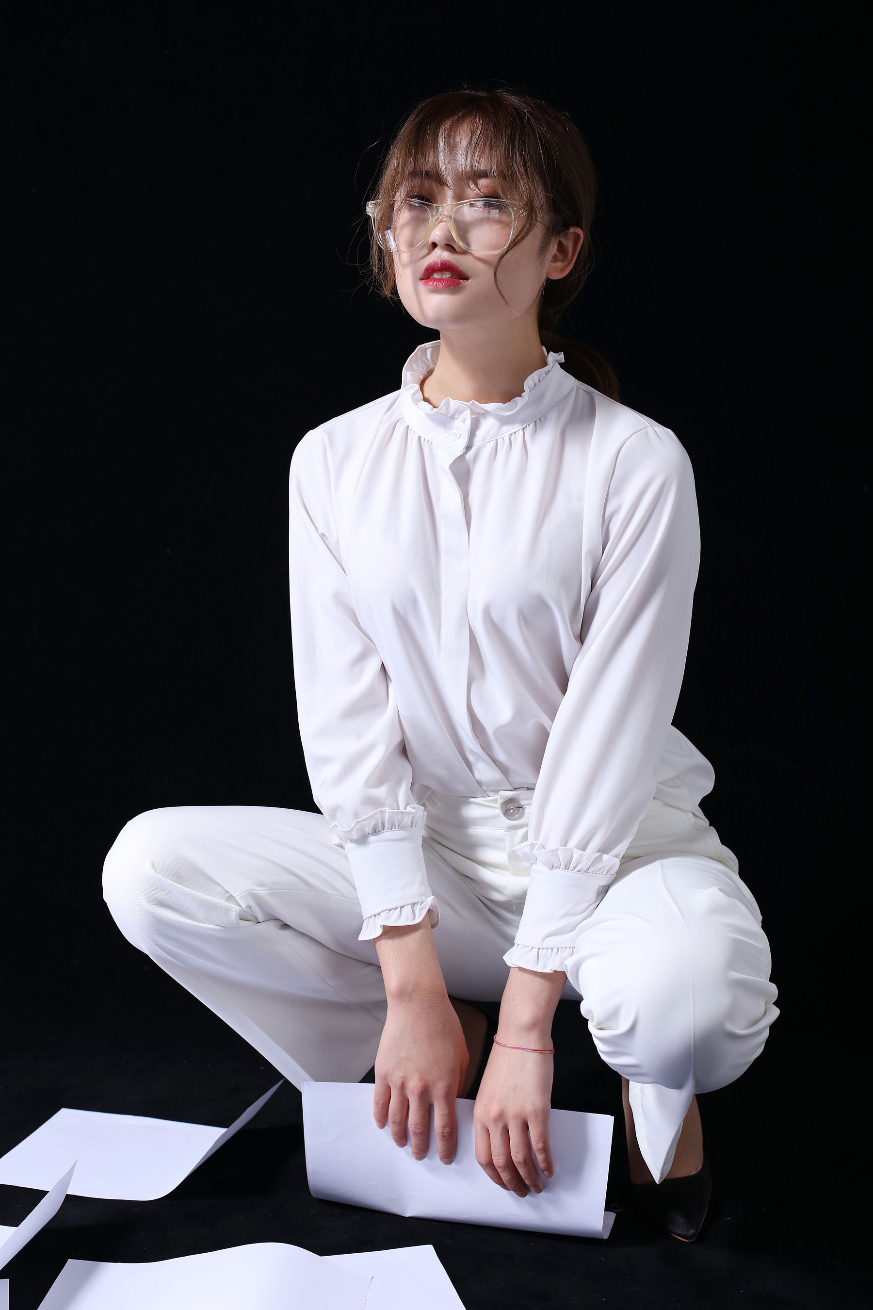 [奈丝] NO.126 可乐 御姐套装 裤里丝